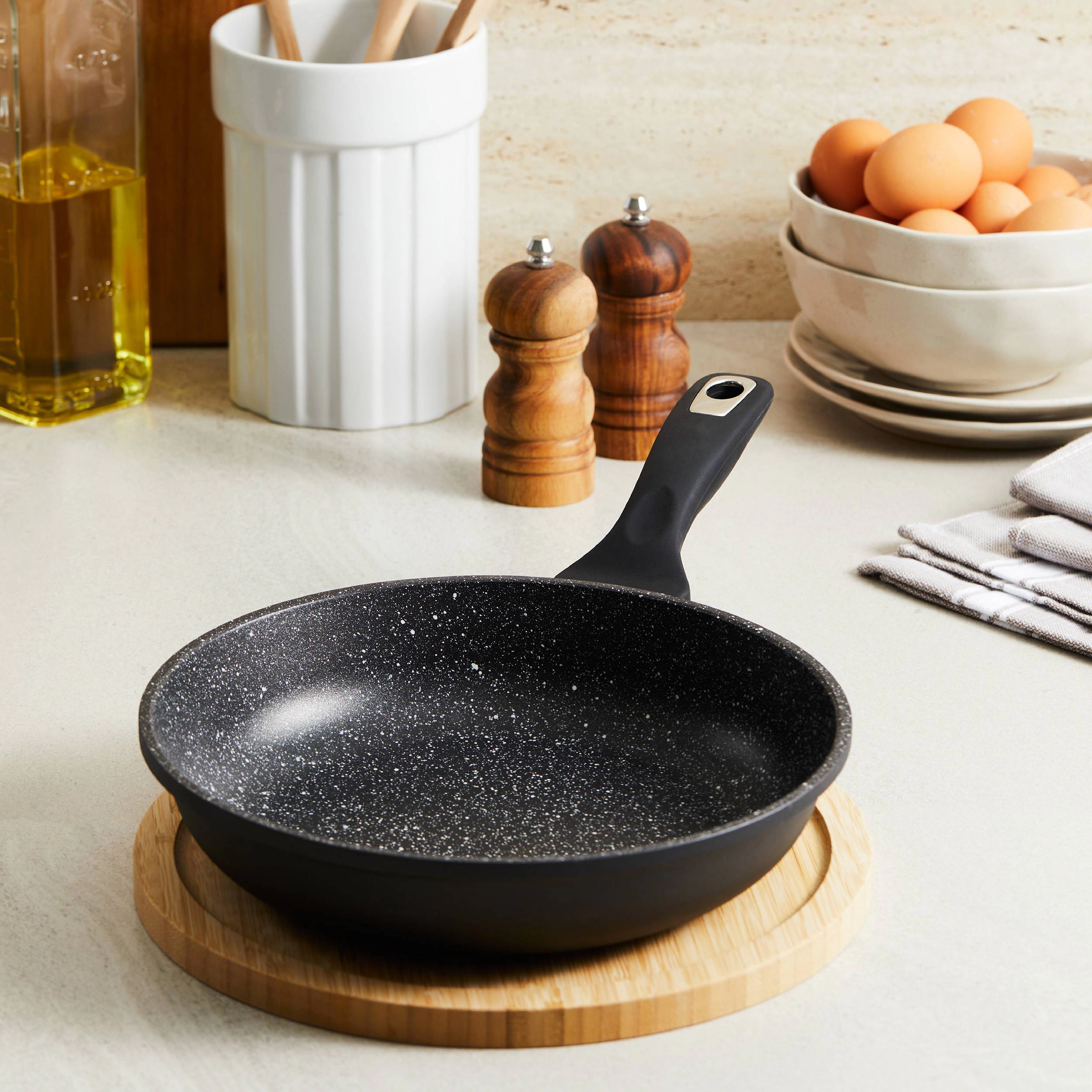 Cuisine::pro® GRANITE™ Frypan 11"