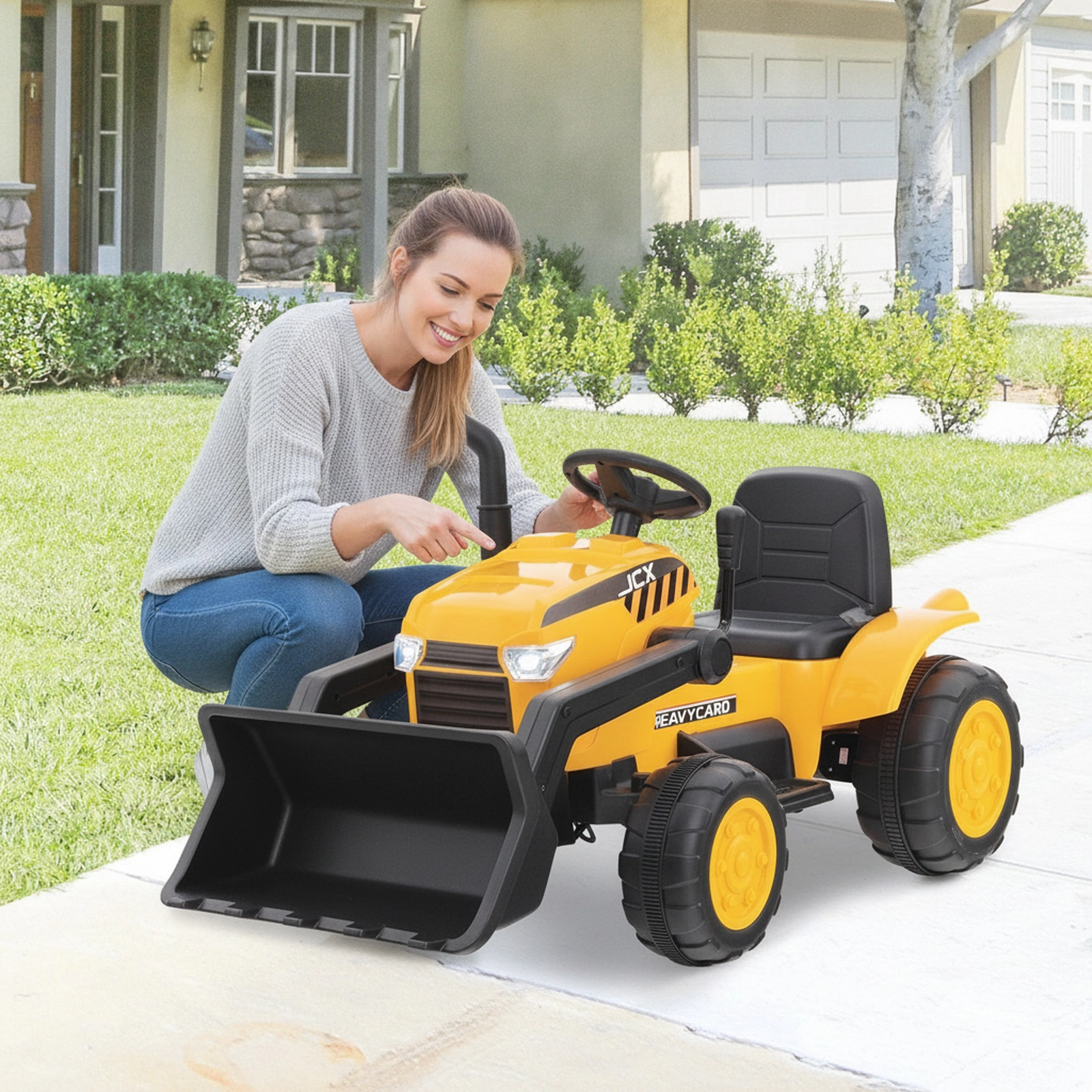 12V Ride On Excavator for Kids Adjustable Digging Bucket Parent Remote and LED Headlights Electric Toy Ages 3-8 Yellow
