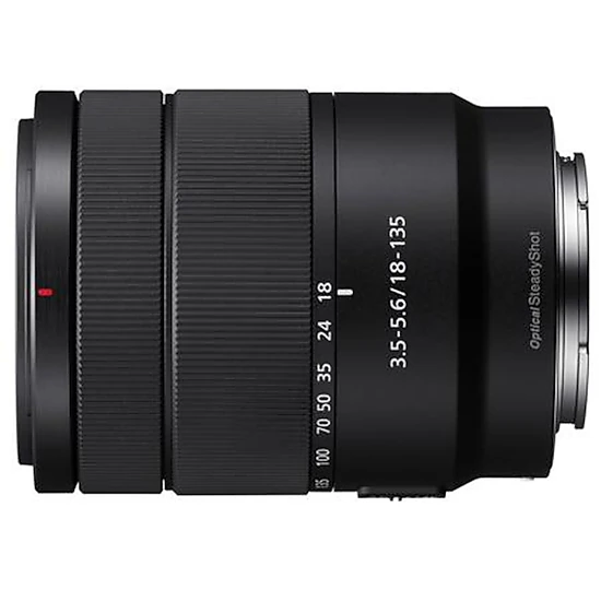 Sony E 18-135mm f/3.5-5.6 OSS Lens (SEL18135) + AOM Bundle Package