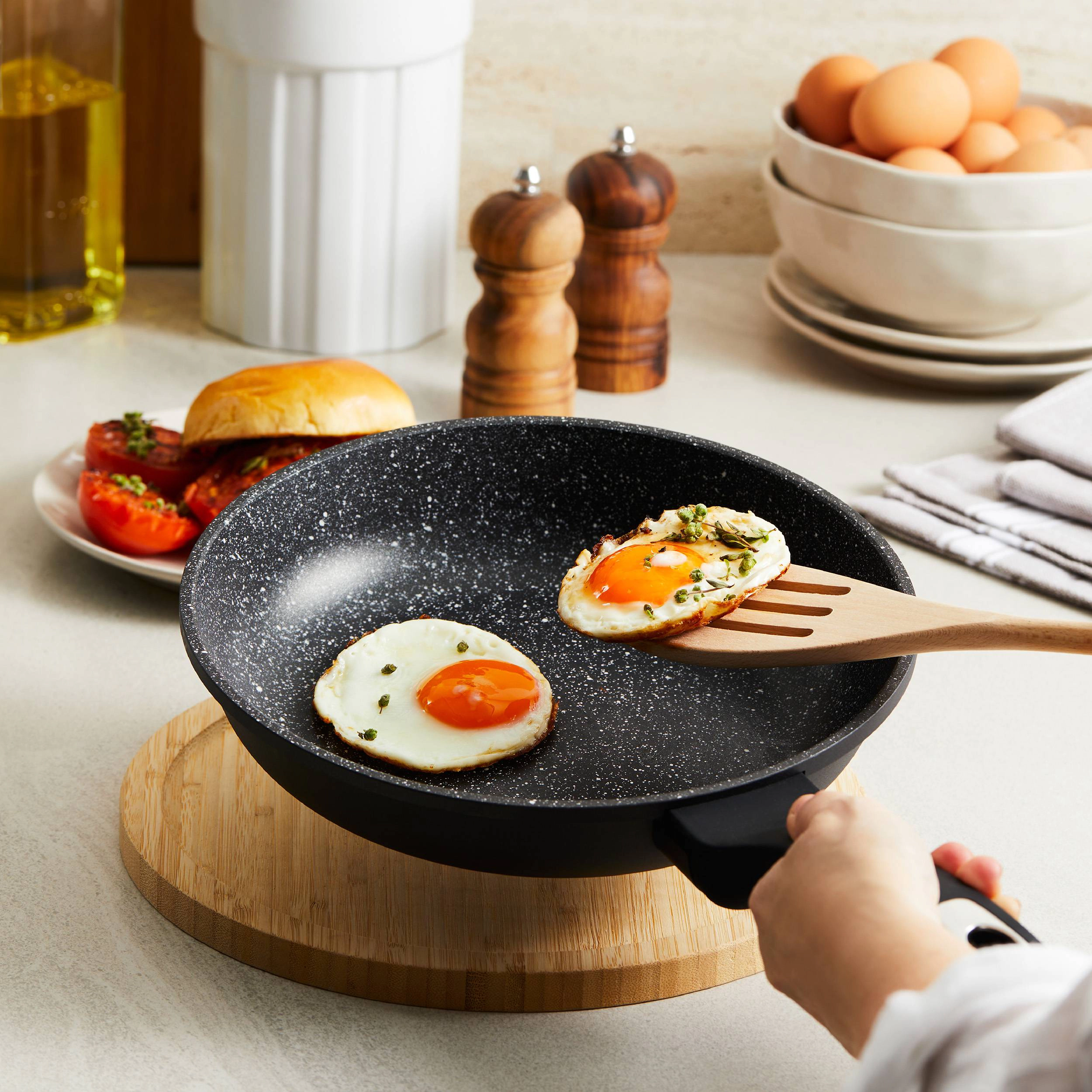 Cuisine::pro® GRANITE™ Frypan 8"