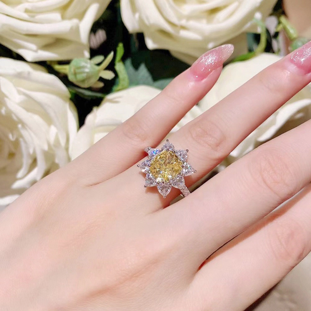 Oval Yellow Cubic Zirconia Flower Halo Ring Silver鈥慣one Luxury Engagement Ring for Women