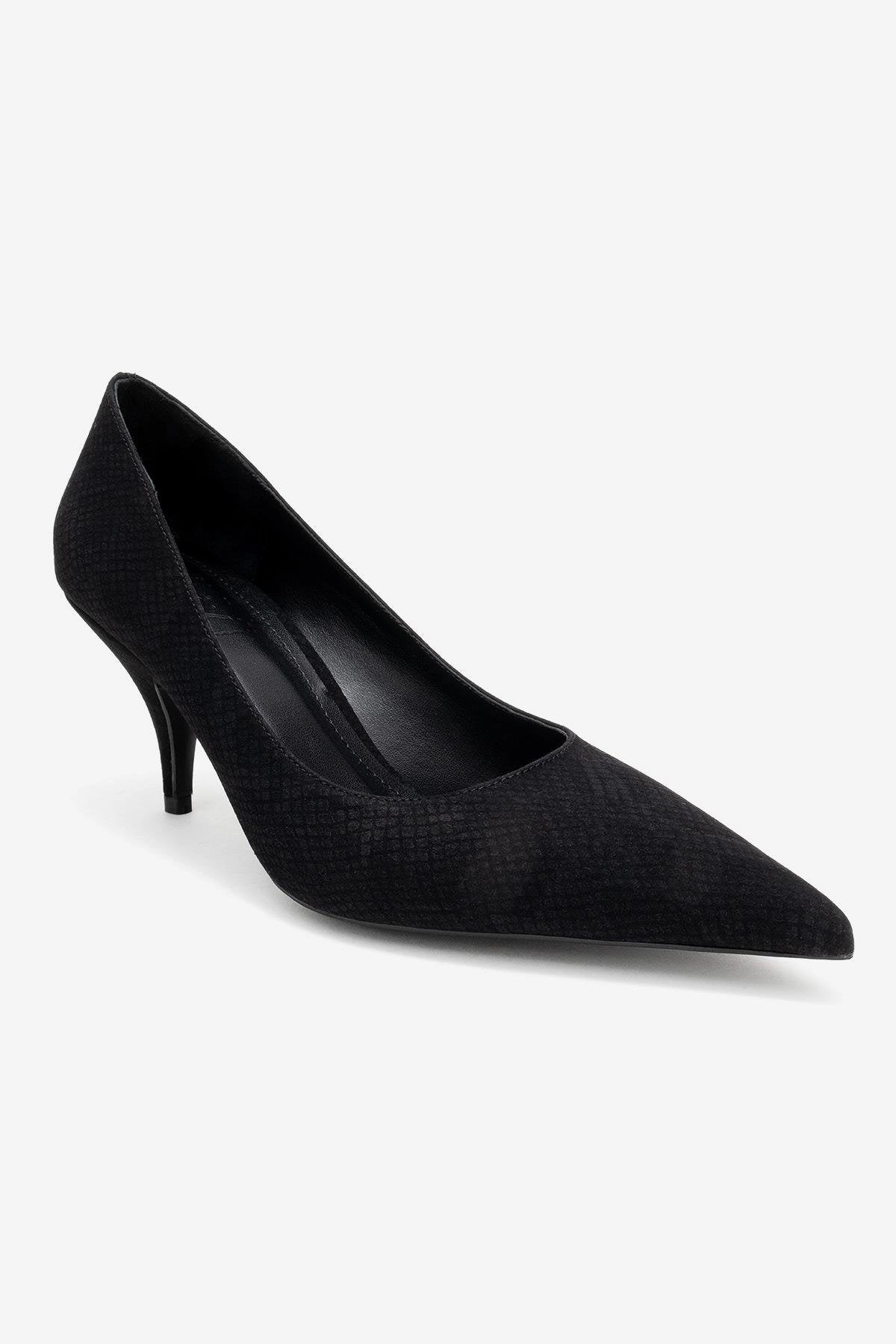 Prologue Shoes Womens Marcus Pointed Toe Pump