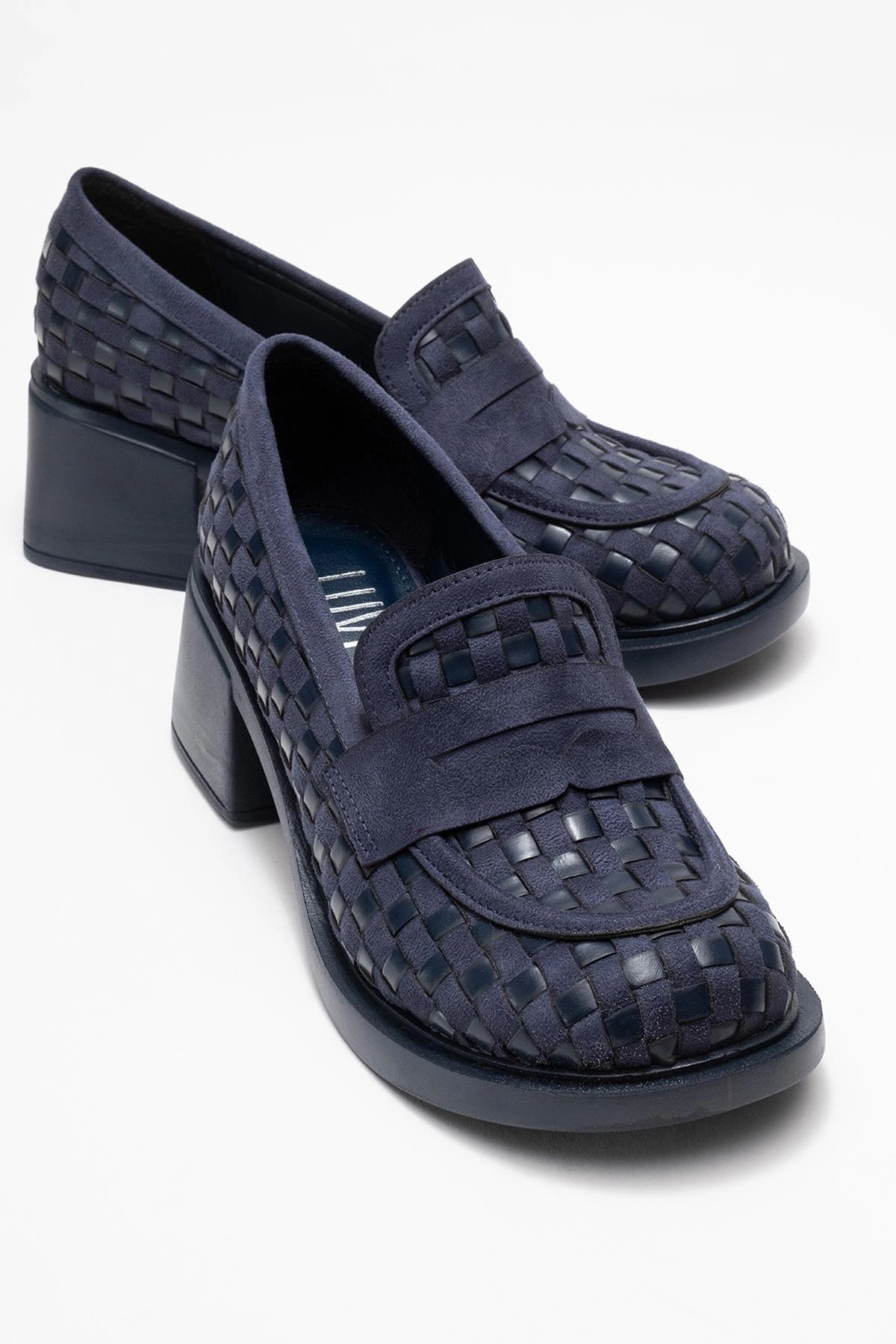 Prologue Shoes Womens Marlon Woven Block Heel Loafer