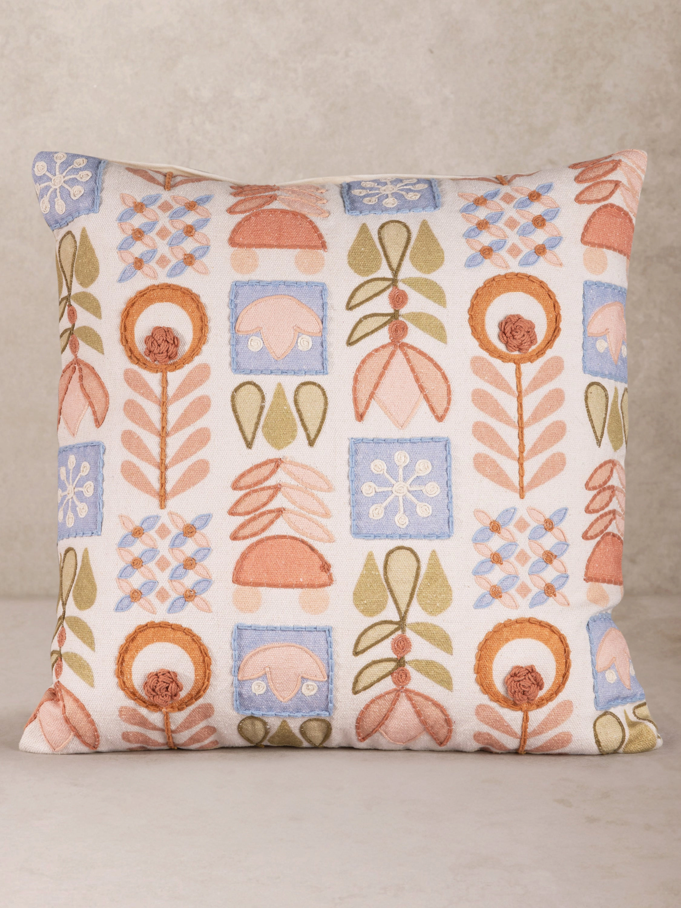 GAURI KOHLI Fontana Throw Pillow 20"x20"