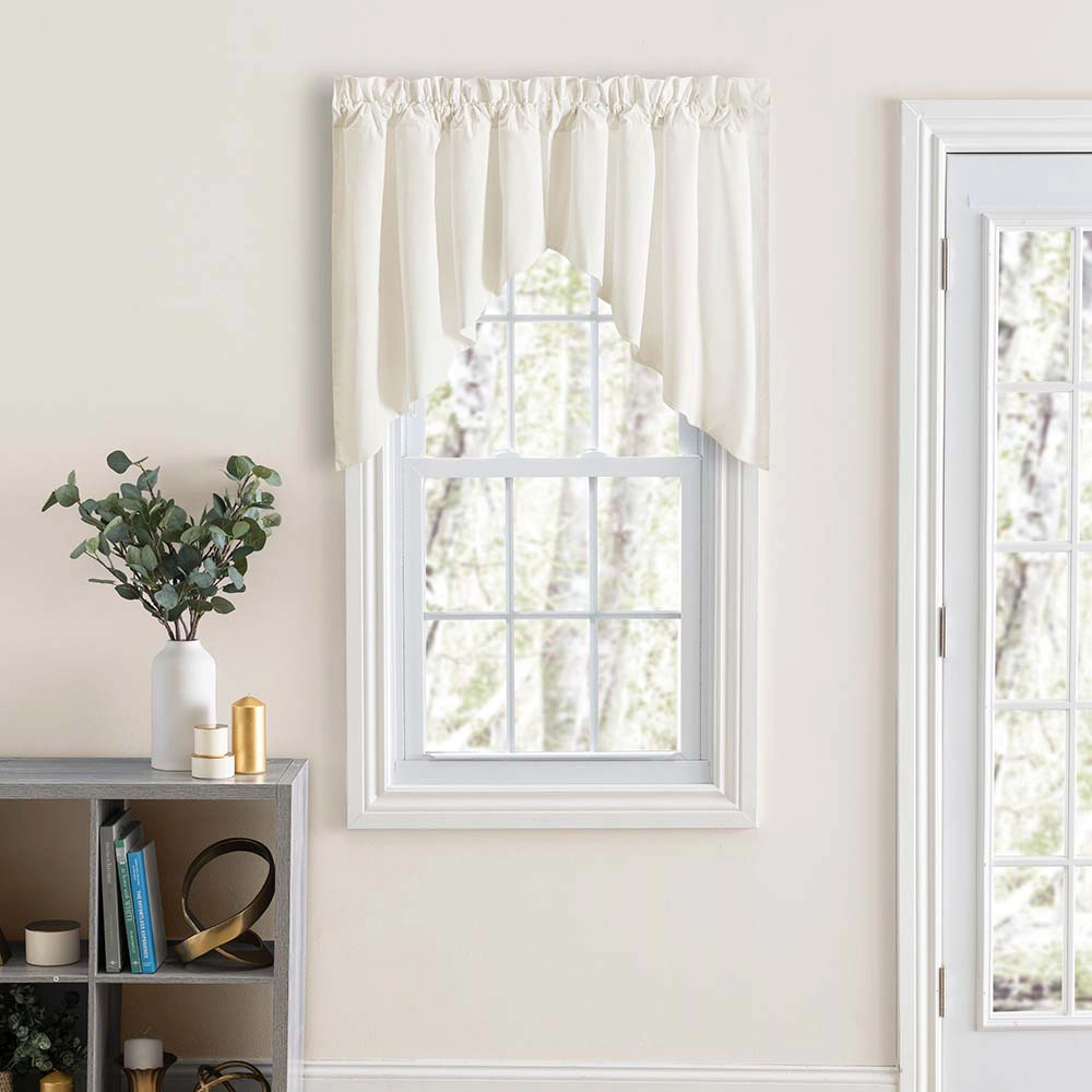 Ellis Classic Tailored Design in a Perma Press Fabric 3" Rod Pocket Lined Swag 84"x45" Natural