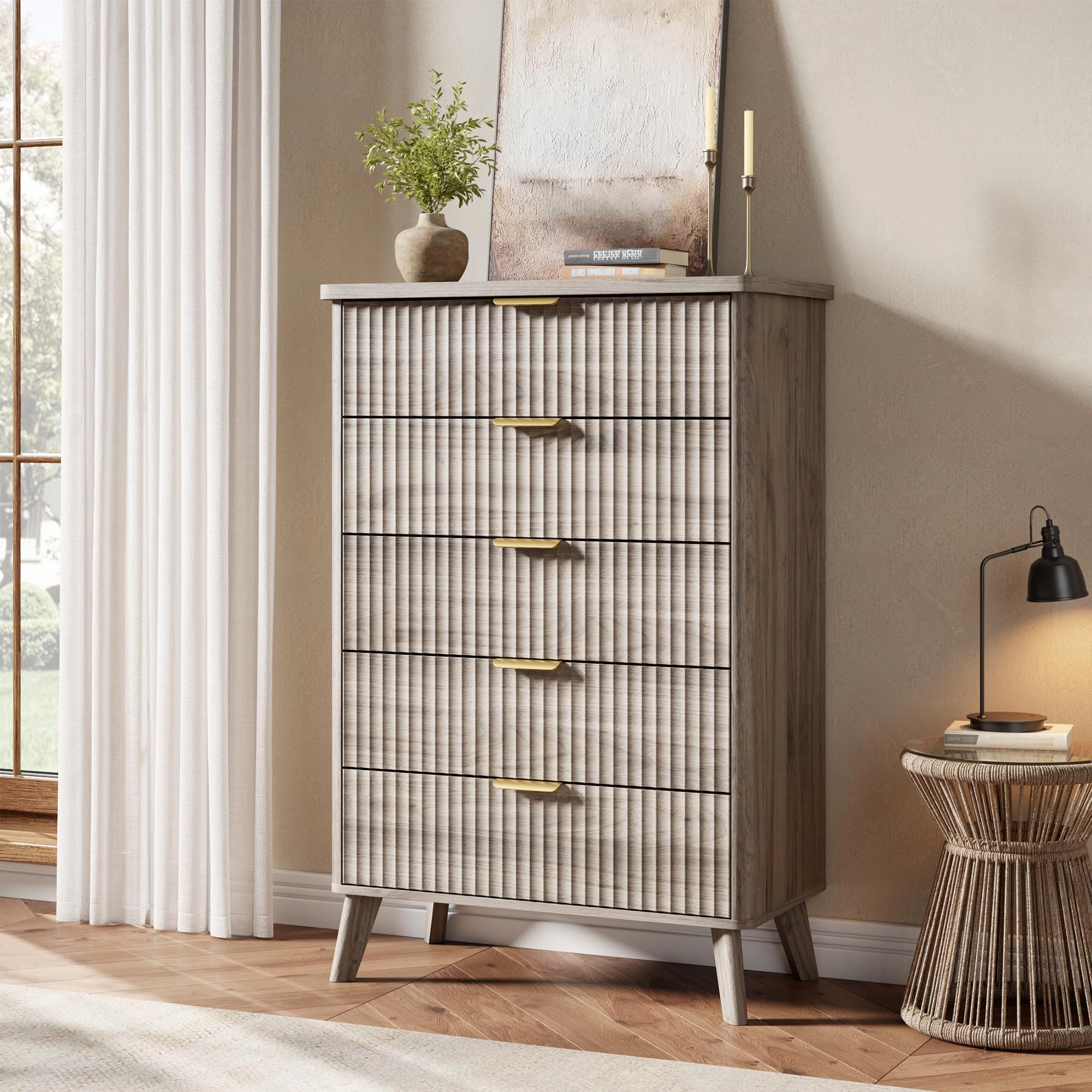 Fluted 5 Drawer Dresser, Curved Profile Design 47.2" Tall Wooden Chest for Bedroom Living Room Hallway