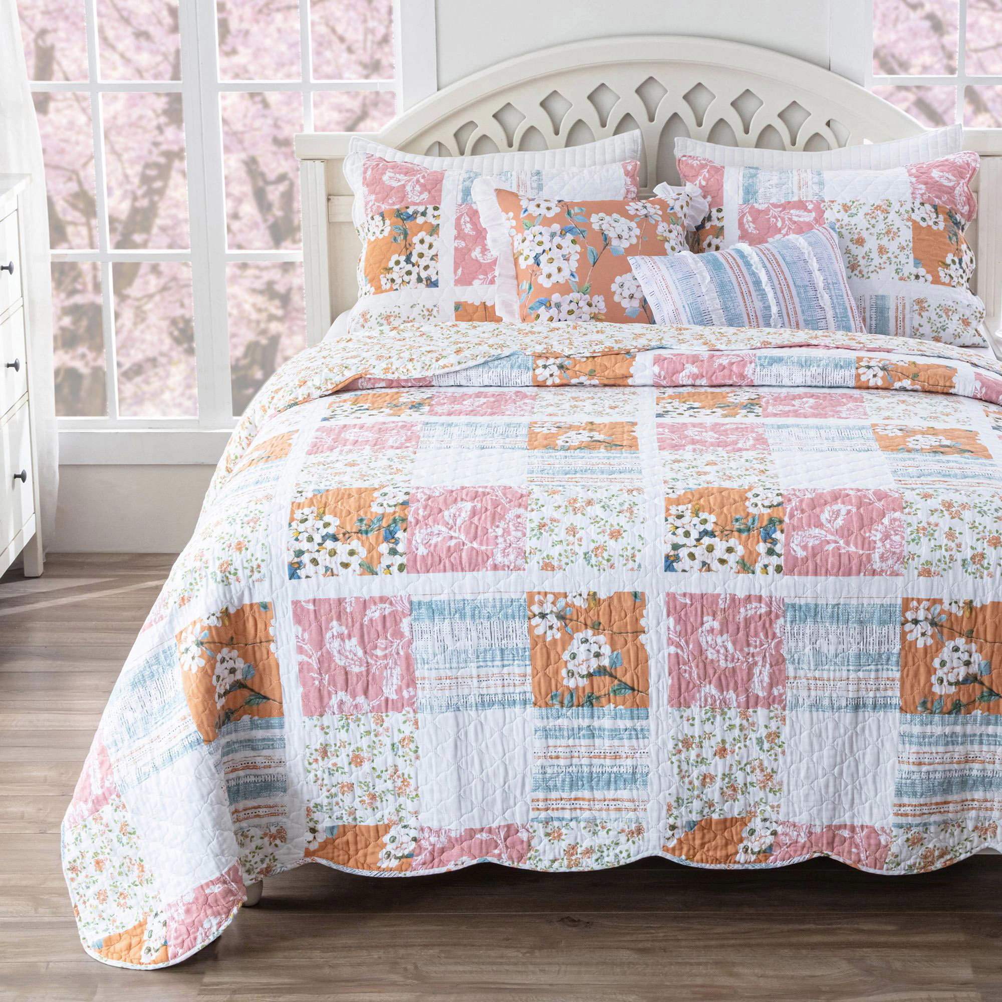 Greenland Home Everly Shabby Chic 3 Piece s Quilt Set