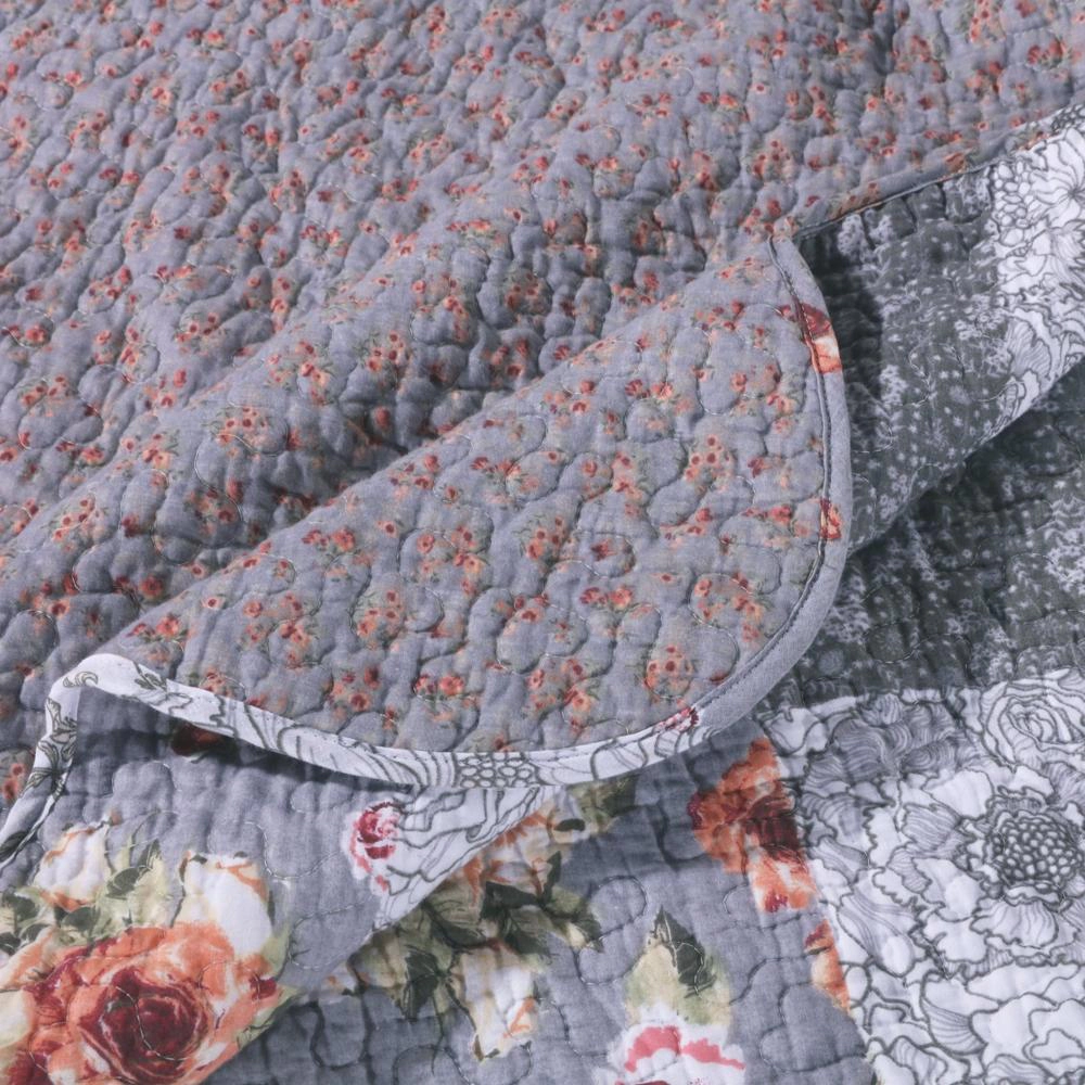 Greenland Home Fashions Barefoot Bungalow Giulia Fabulous Floral and Stencil Prints Quilted Throw Blanket 50x60" Gray