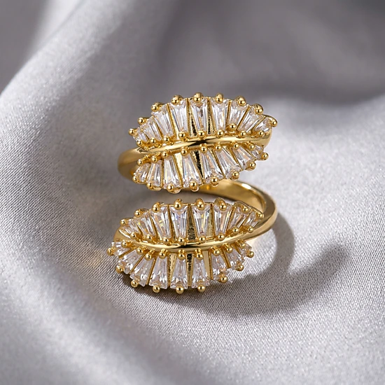 DressAtR Women’s Round Leaf 18K Gold Plated Ring, Color: Gold Tone ...