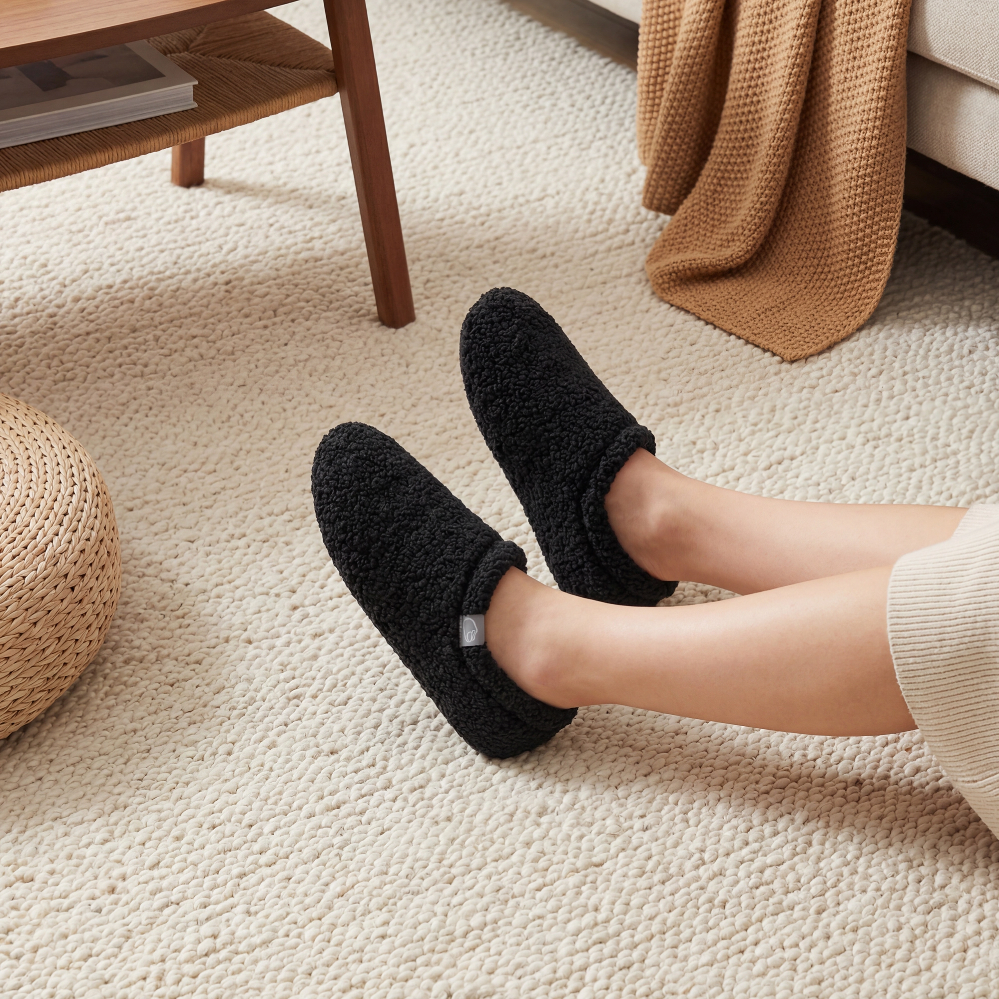 BLISSFUL STEP Women's Soft Fuzzy Curly Lightweight House Slippers