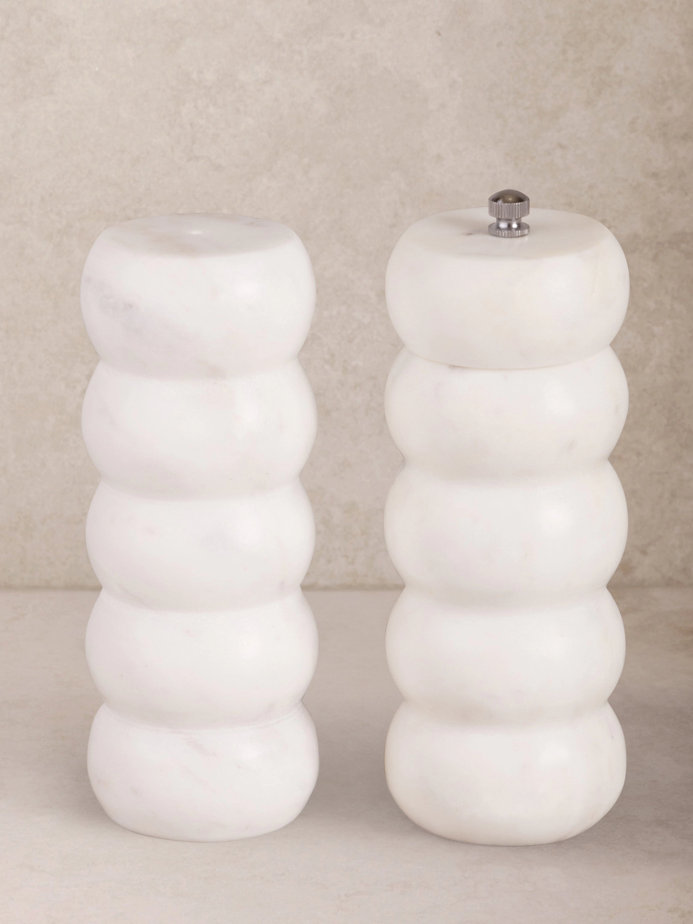 GAURI KOHLI Quinto Marble Salt & Pepper Set