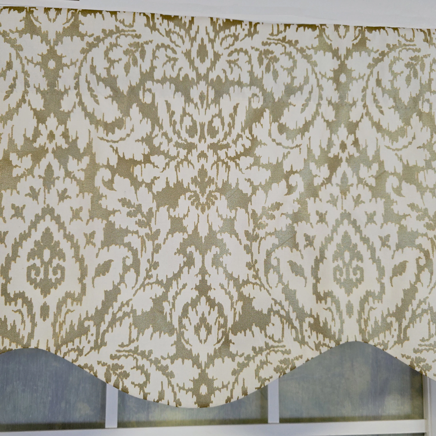 RLF Home Cambridge Provance Fully Lined Cotton Rod Pocket Window Valance 50" x 15" Silver