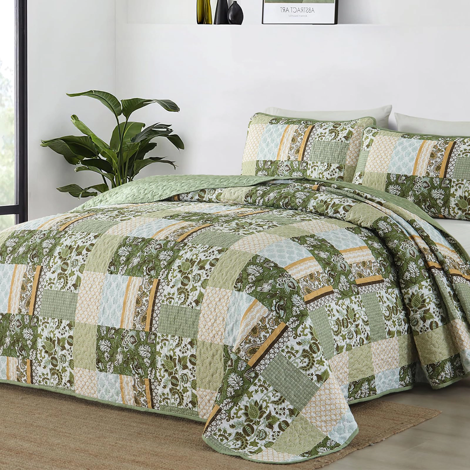 PUPWE Quilt Set King Size  Green Patchwork Bedspread With 2 Shams