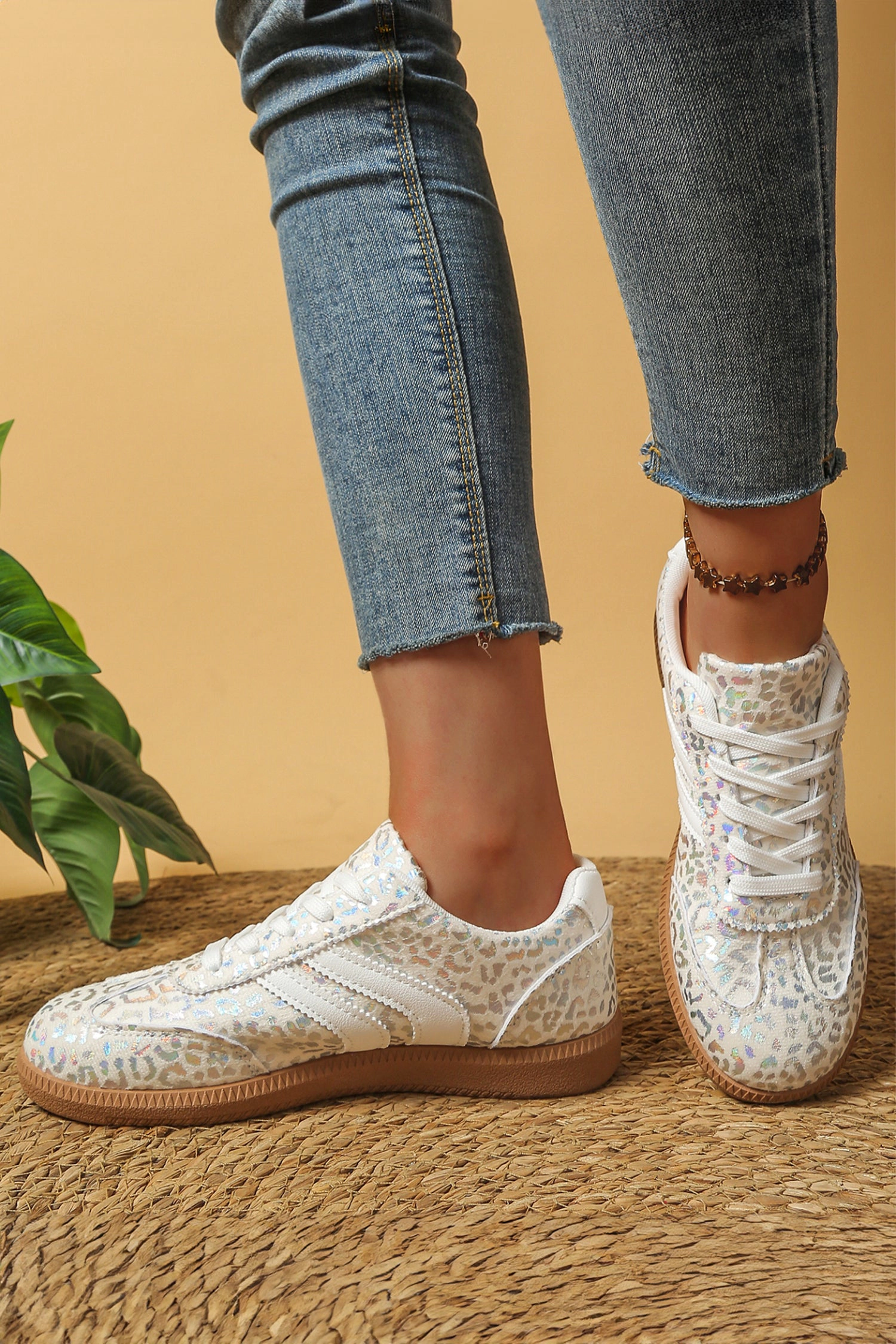 Threaded Pear Logan Printed Lace Up Sneakers