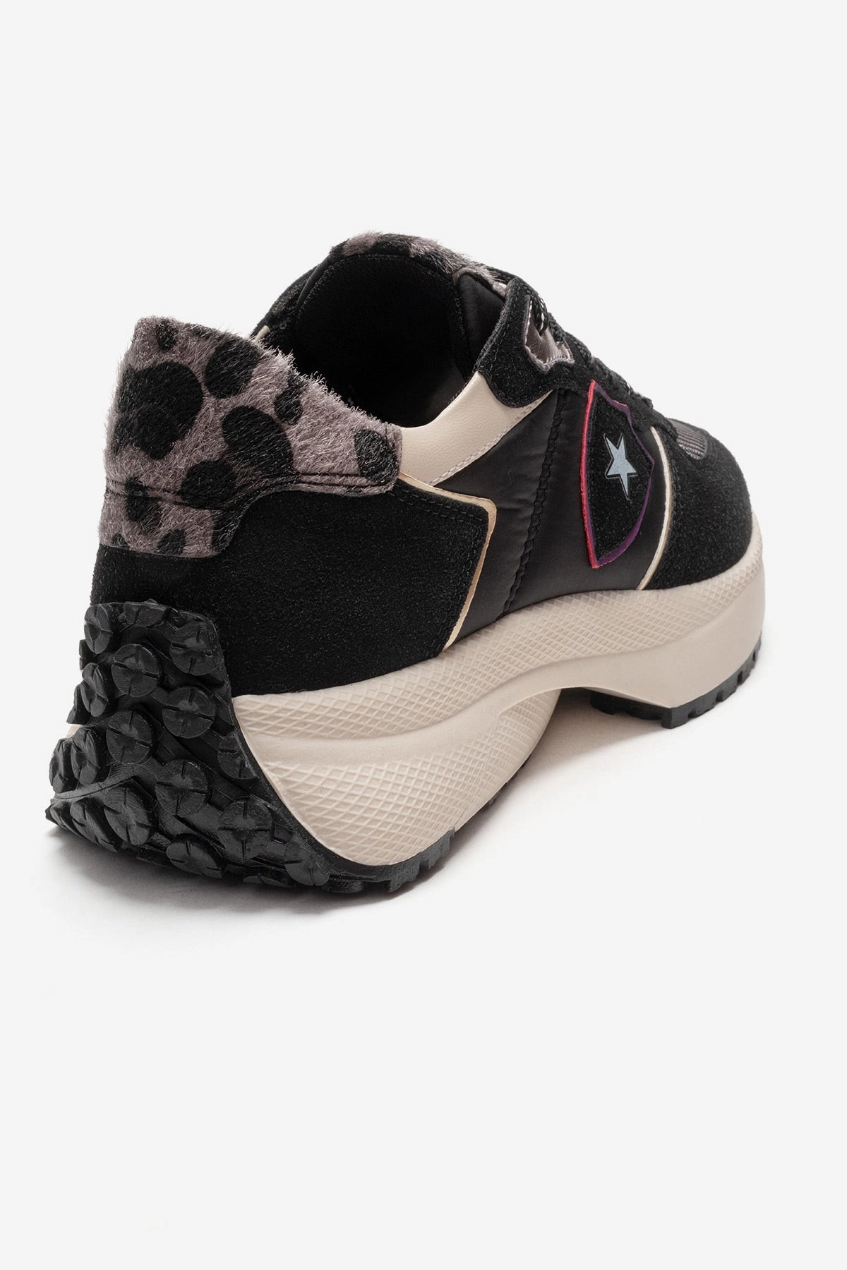 Prologue Shoes Womens Biella Sneaker