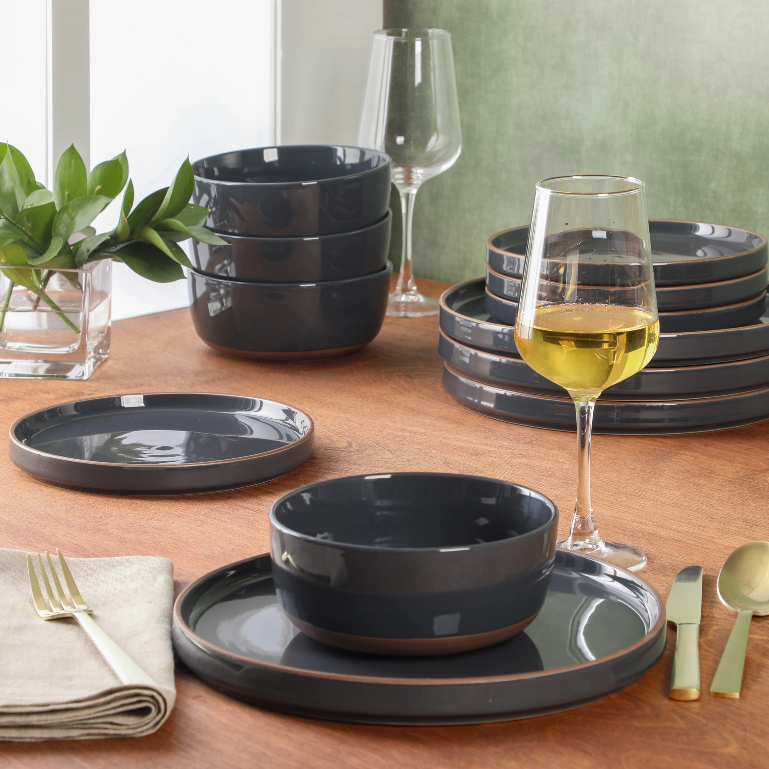 Gibson Elite Northrock 12 Piece Round Stoneware Dinnerware Set Gray