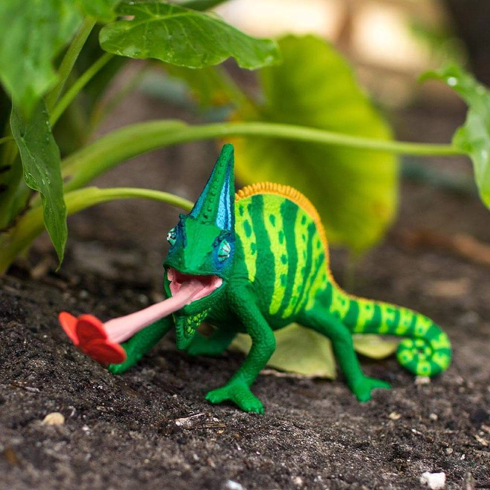 Safari Ltd. - Veiled Chameleon Kids Toy Figure