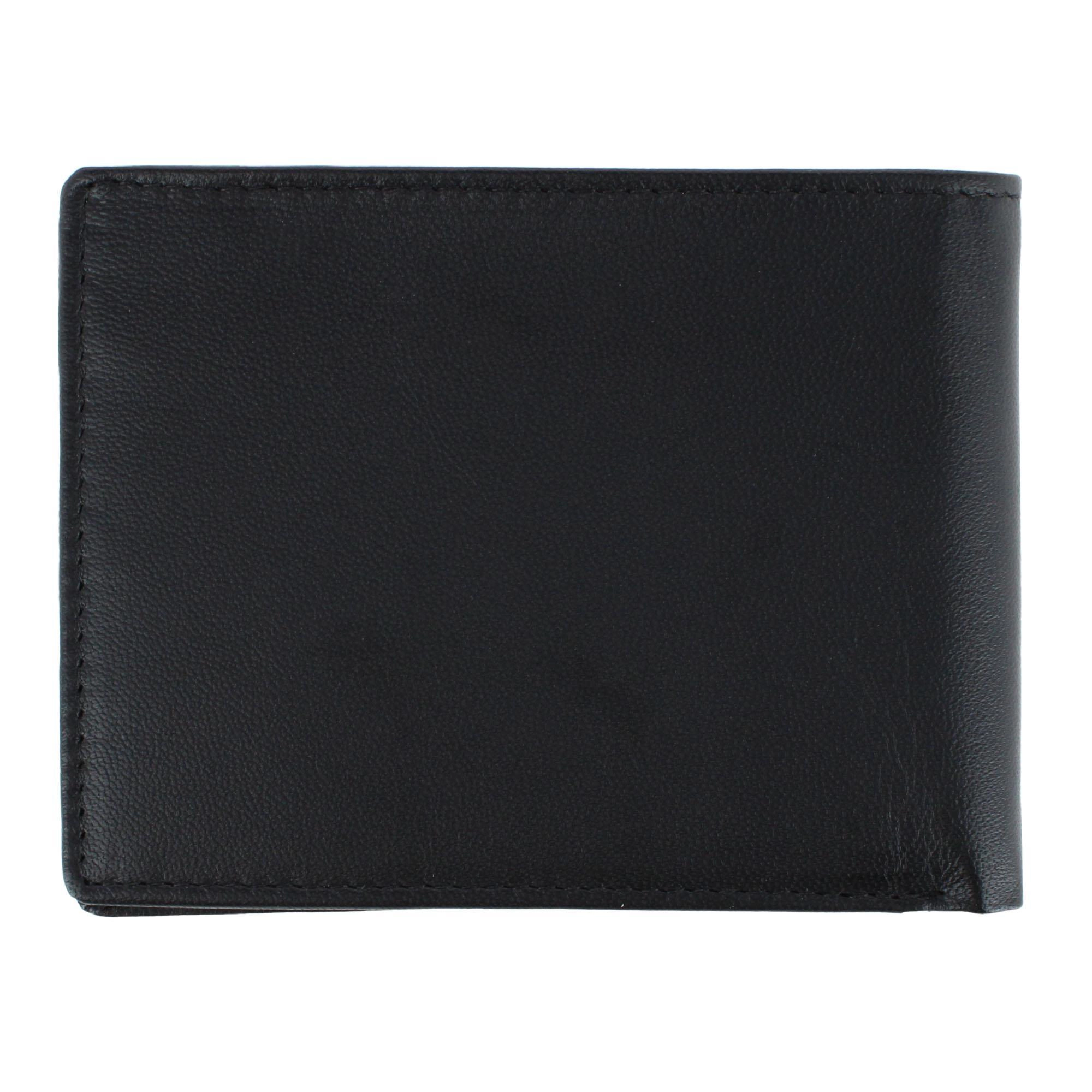 CTM Men's Leather American Flag Embossed Bifold Wallet