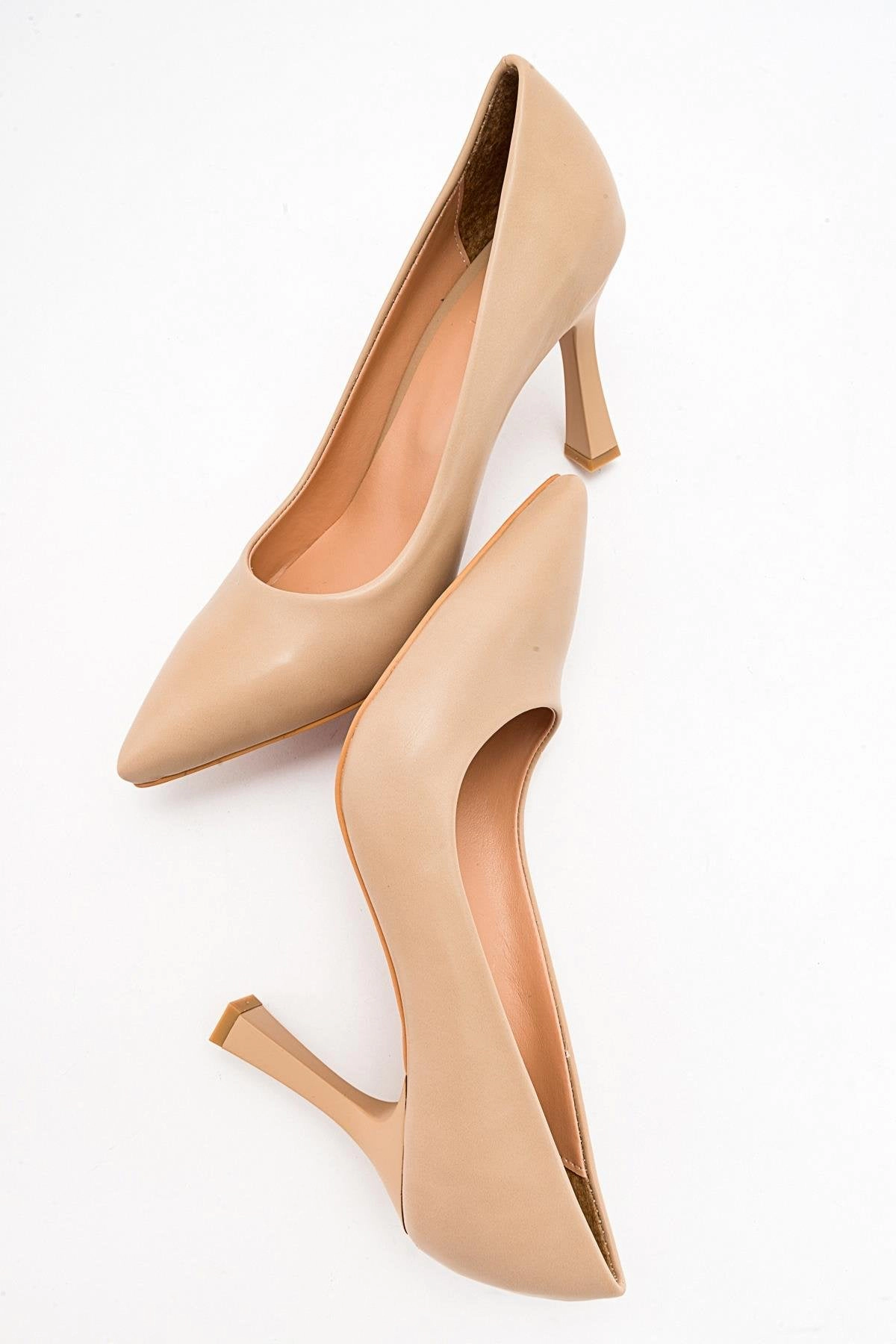 Prologue Shoes Womens Forest Pointed Toe Pump