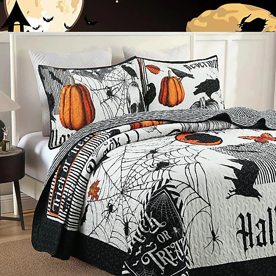MarCielo 3 Piece Halloween Quilt Set - Skull & Pumpkin Print Bedspread