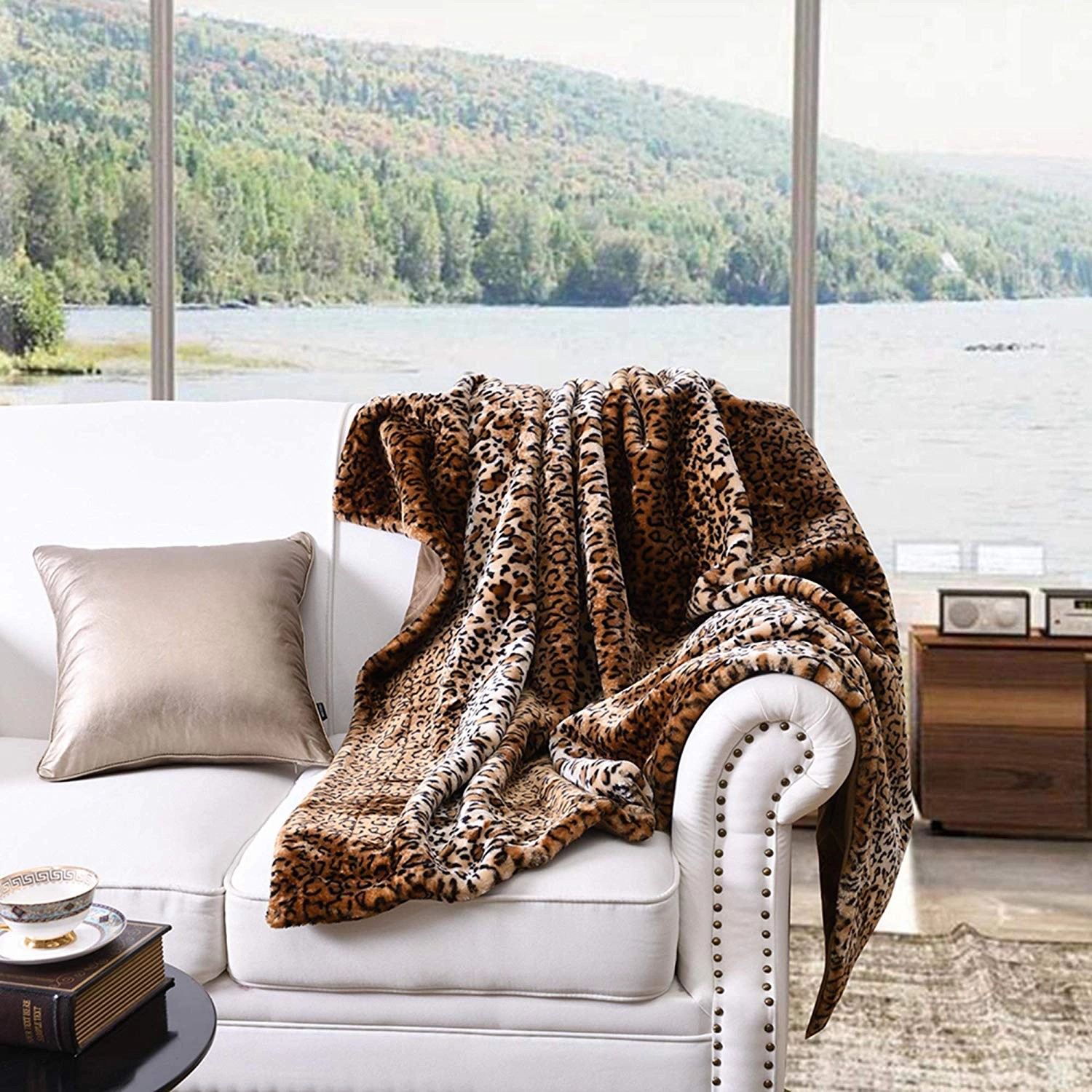 MarCielo Faux Fur Leopard Throw Blanket, Soft Plush Cozy Sofa Cover