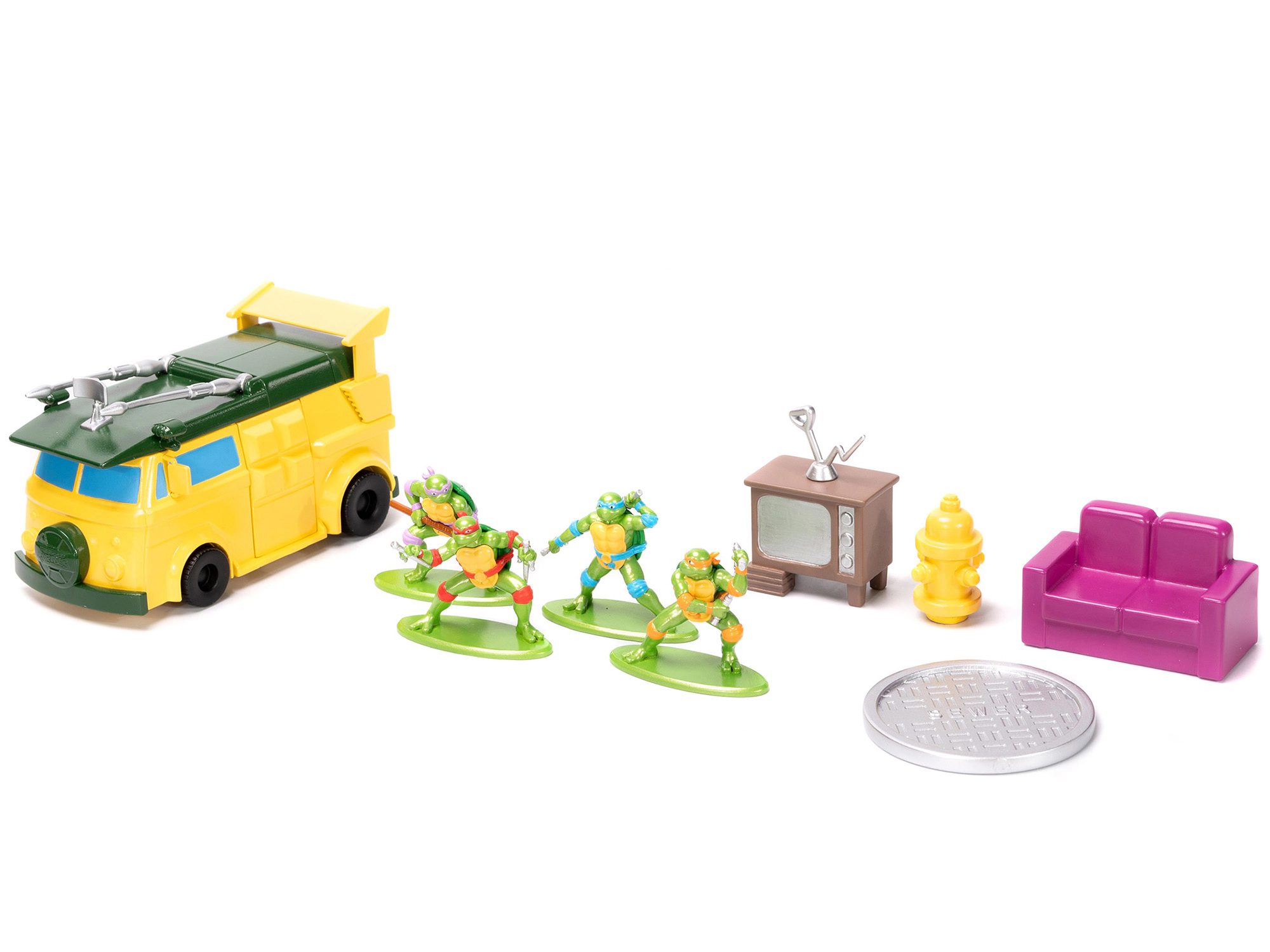 Jada "Teenage Mutant Ninja Turtles" Turtle Lair Diorama Set with Figures and Party Wagon "Nano Scene" Series