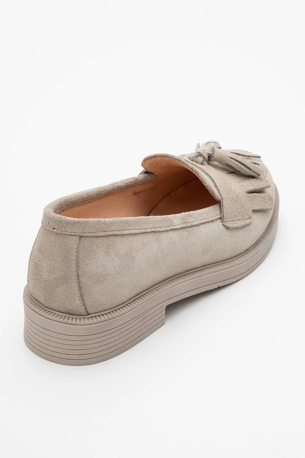 Forever & Always Womens Milly Leather Tassel Loafer