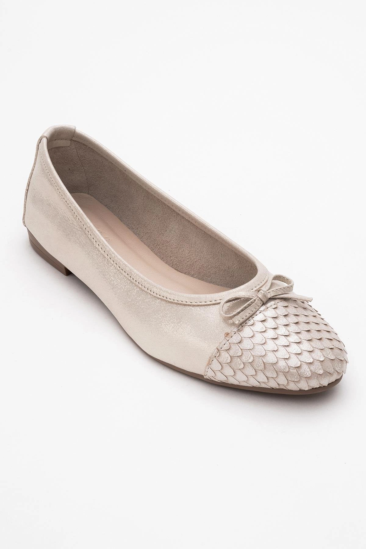 Forever & Always Womens Copos Leather Bow Cap Toe Ballet Flats