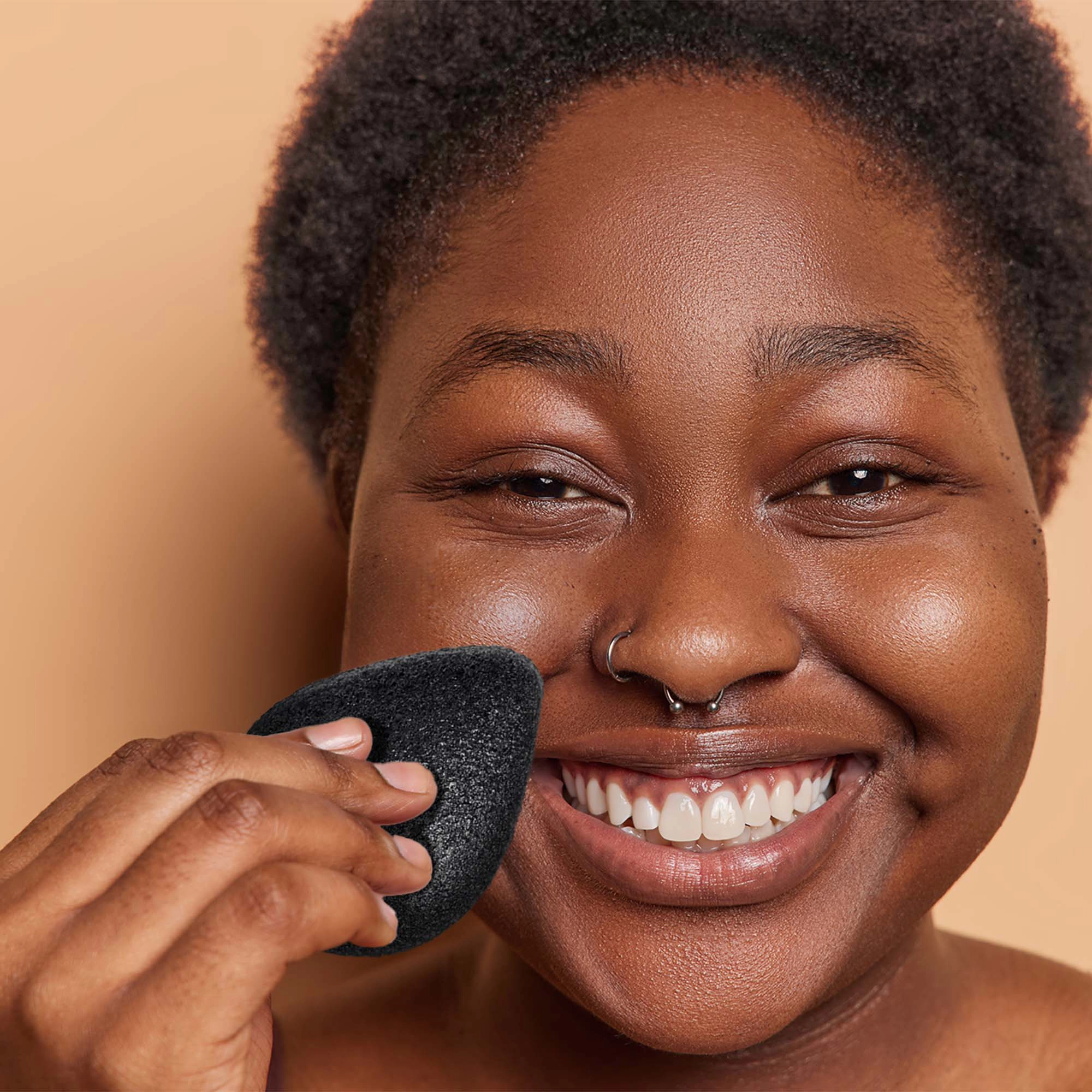 Pursonic Unisex Natural Skincare Cleansing Sponge – Bamboo Charcoal Konjac Facial Exfoliating Sponge