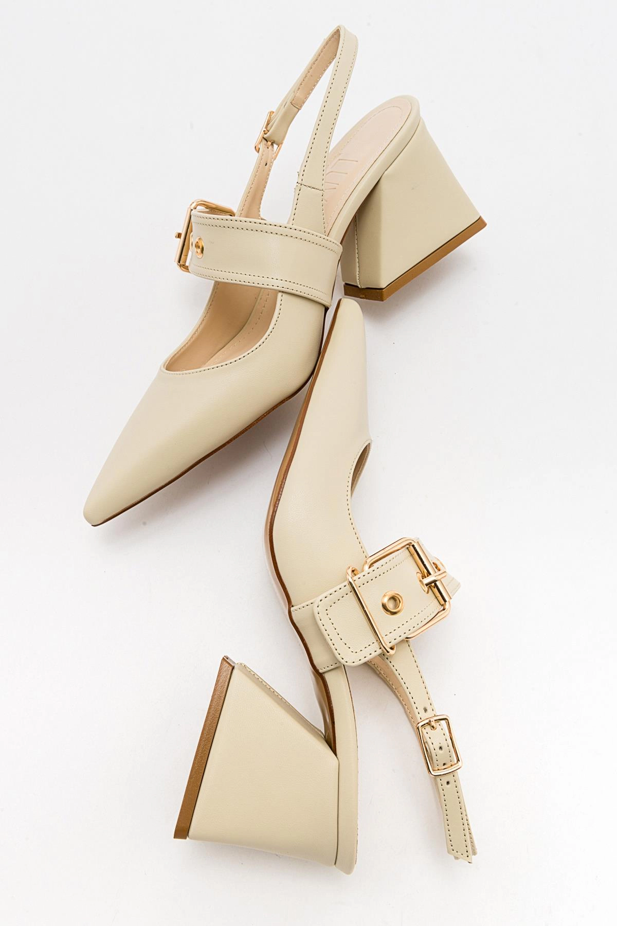 Prologue Shoes Womens Nepido Pointed Toe Block Heel Pump