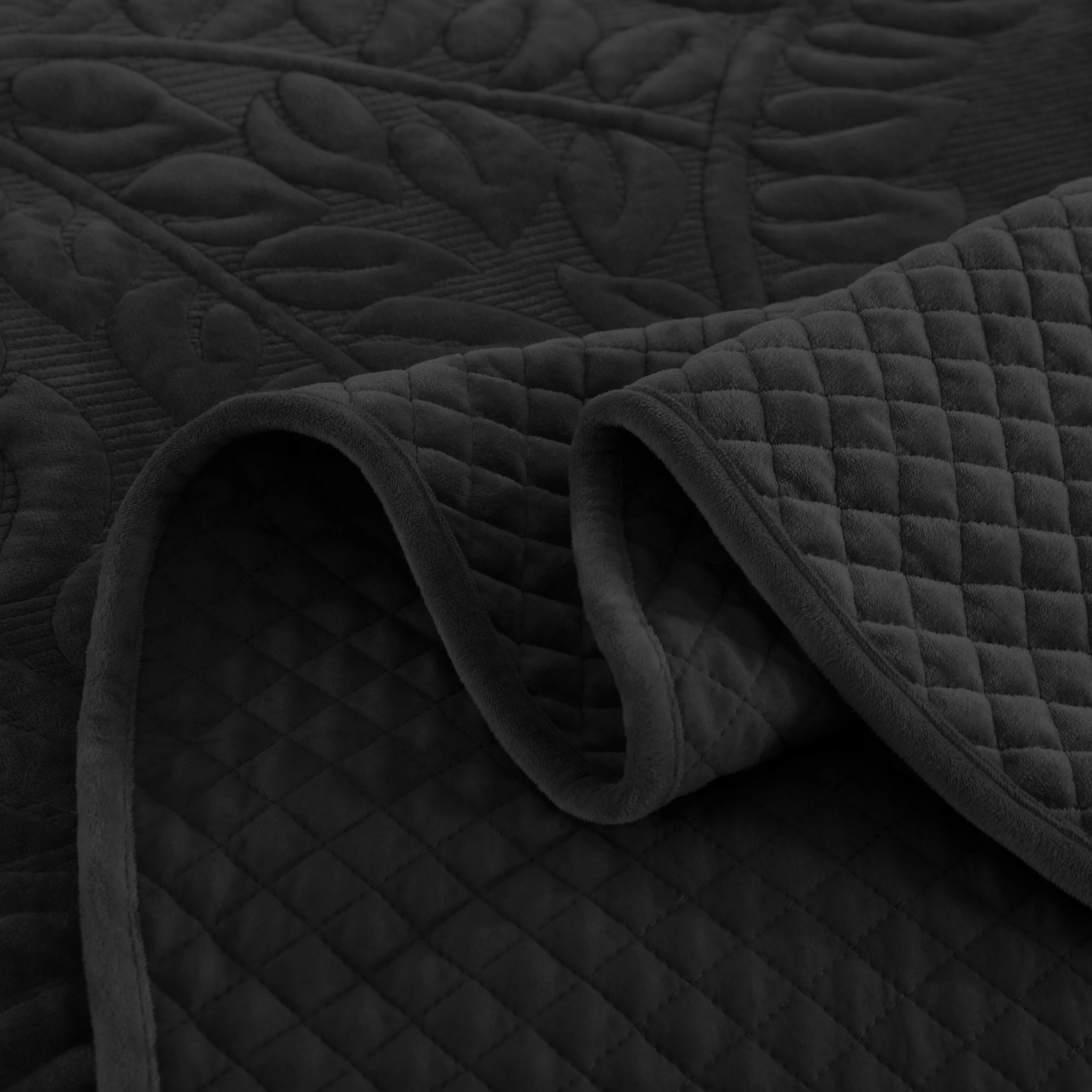 MarCielo 3 Piece Luxury Velvet Quilt Bedspread Set,Solid Leaf Coverlet with 2 Pillowshams