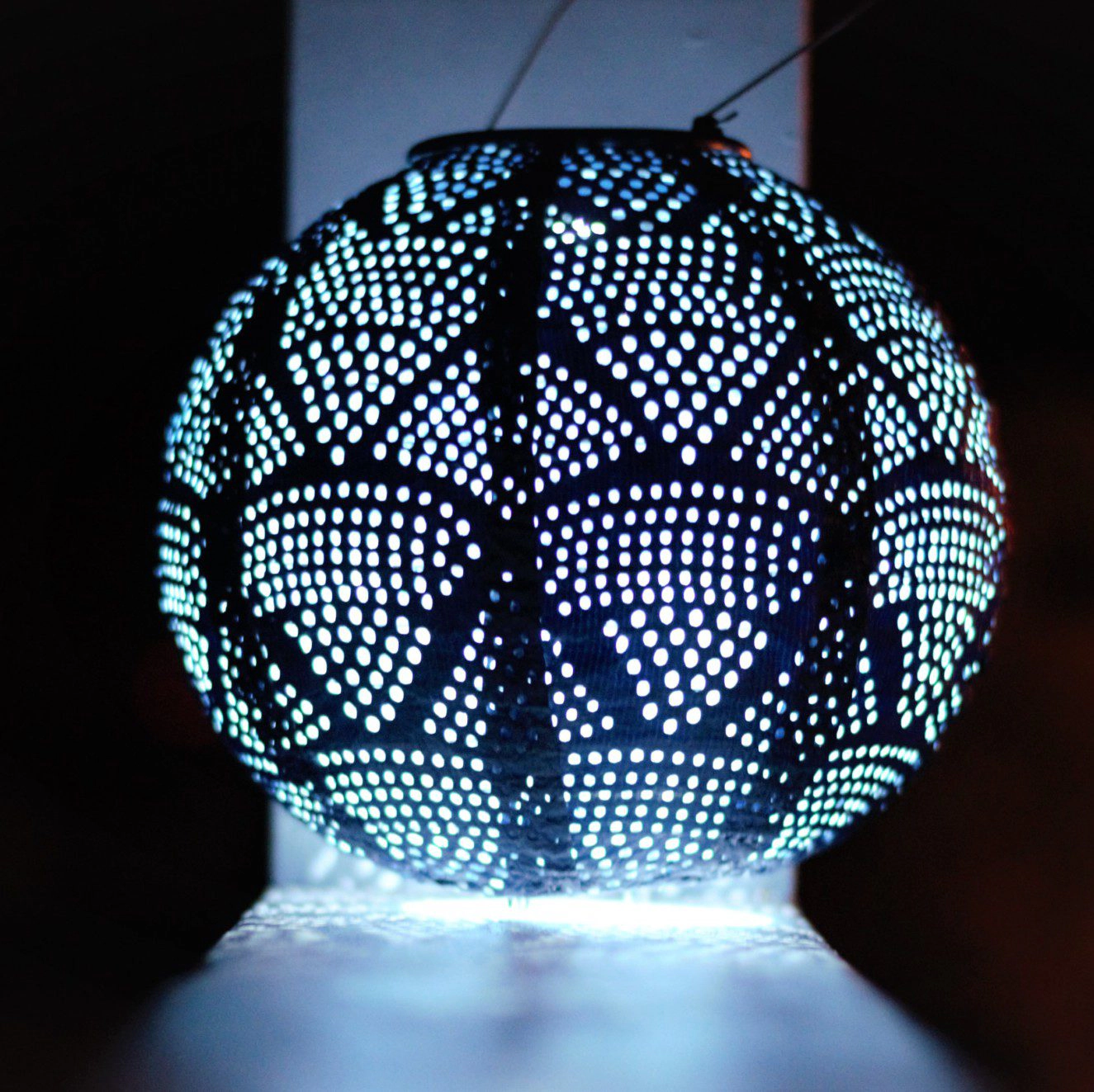 Allsop Home & Garden Soji Stella Globe 8 Solar Lantern