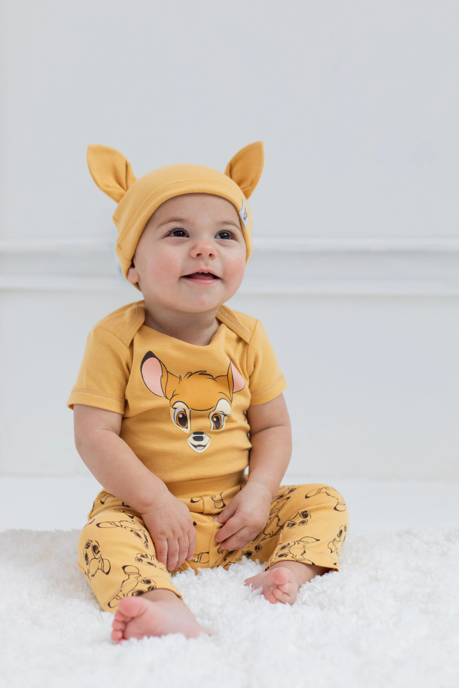 Disney Baby Bodysuit Pants and Hat Set