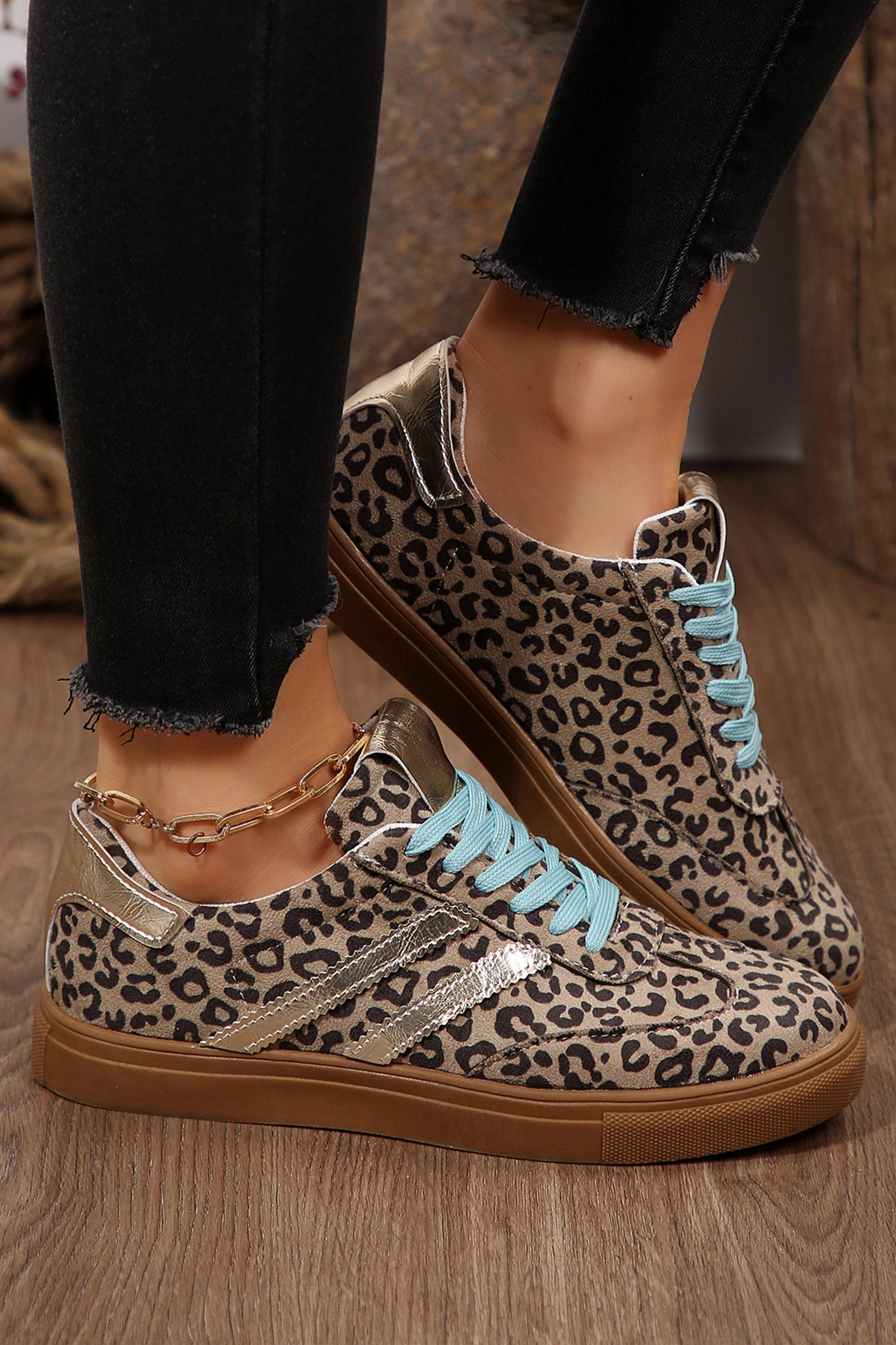 Threaded Pear Harmony Detail Lace Up Sneakers