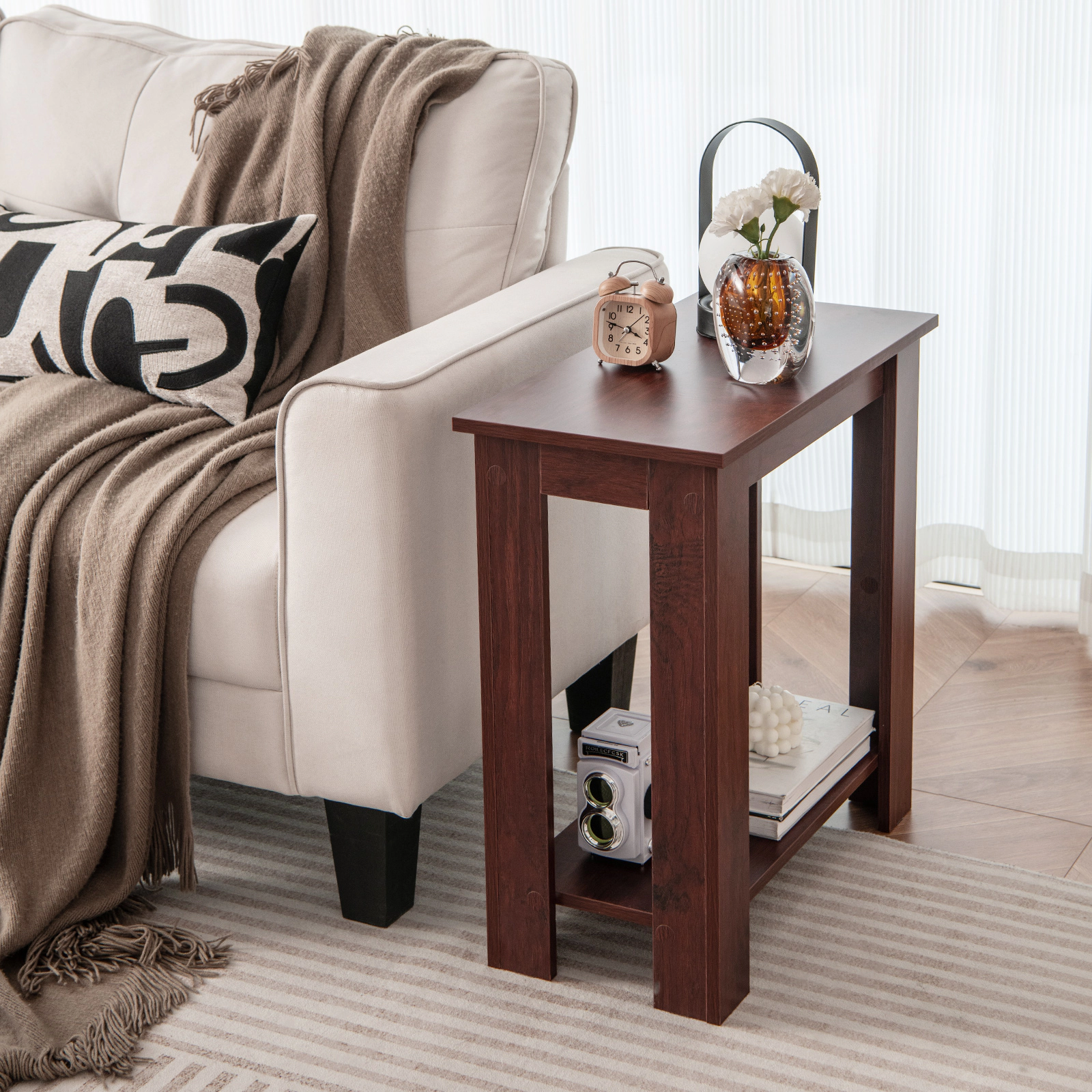 SUGIFT 2-Tier Modern Compact End Table with Storage Shelf 110-lb Tabletop 44-lb Shelf Capacity Brown