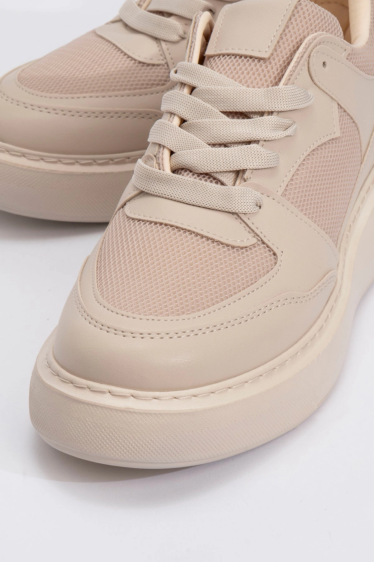 Prologue Shoes Womens Ingrid Platform Sneakers