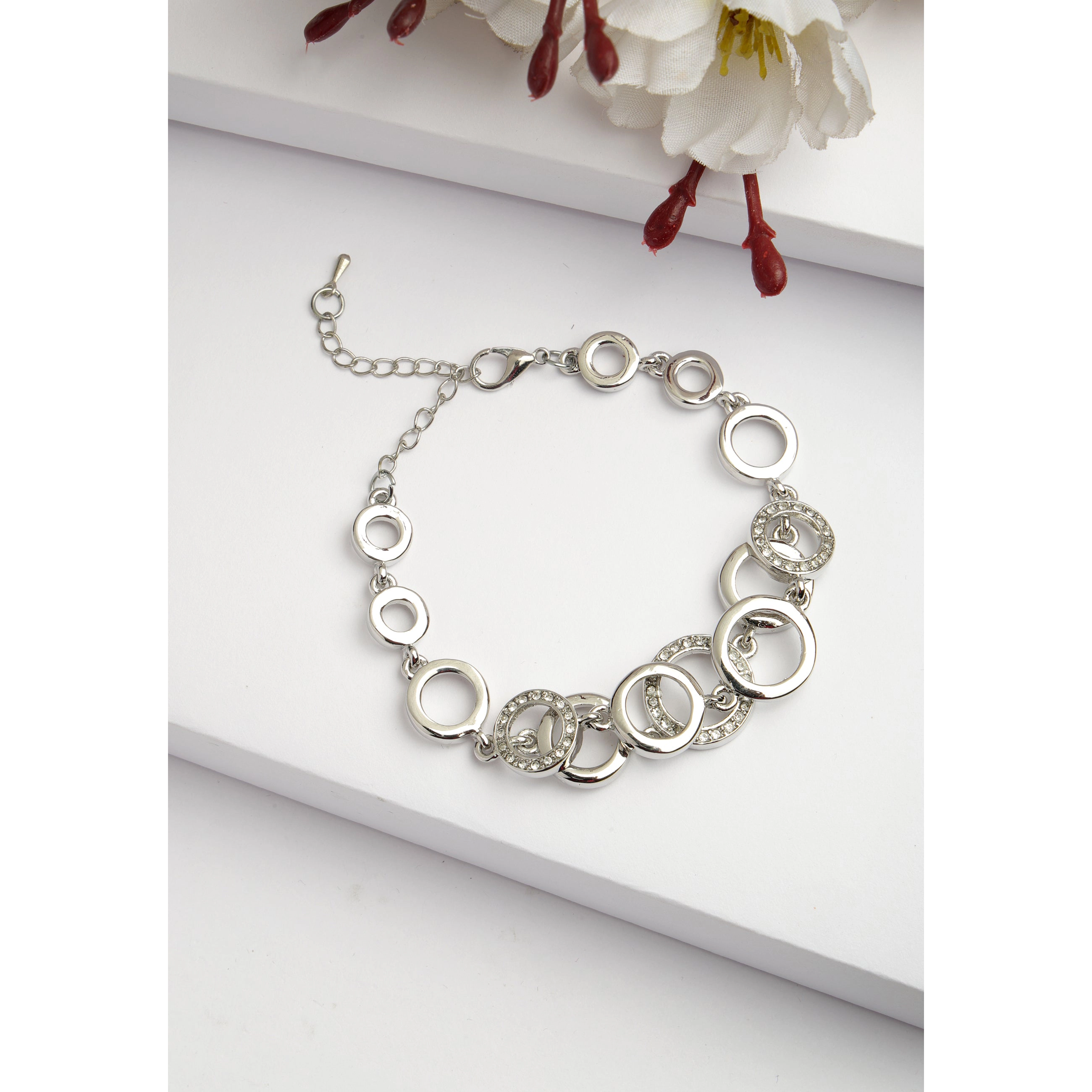 AGP PARIS Womens Diva Collection Elegant Chain Bracelet