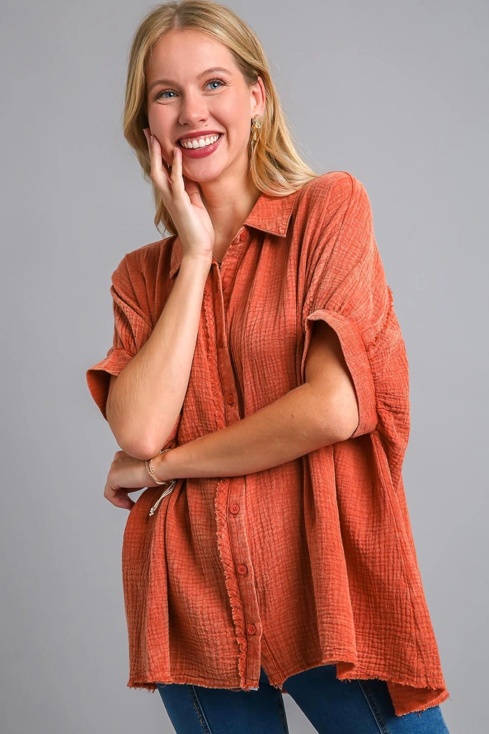 TRUEDAMES Women Full Size Cotton Gauze Mineral Wash Button Down Shirt Plus Size