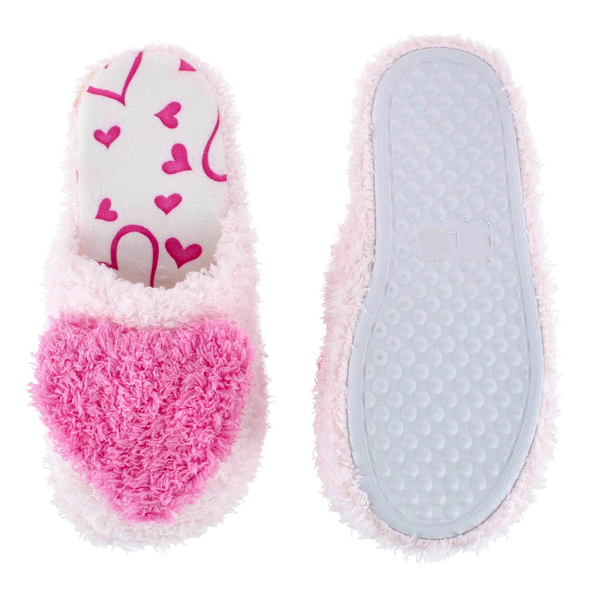 CTM Girl's Fluffy Heart Assorted Slippers