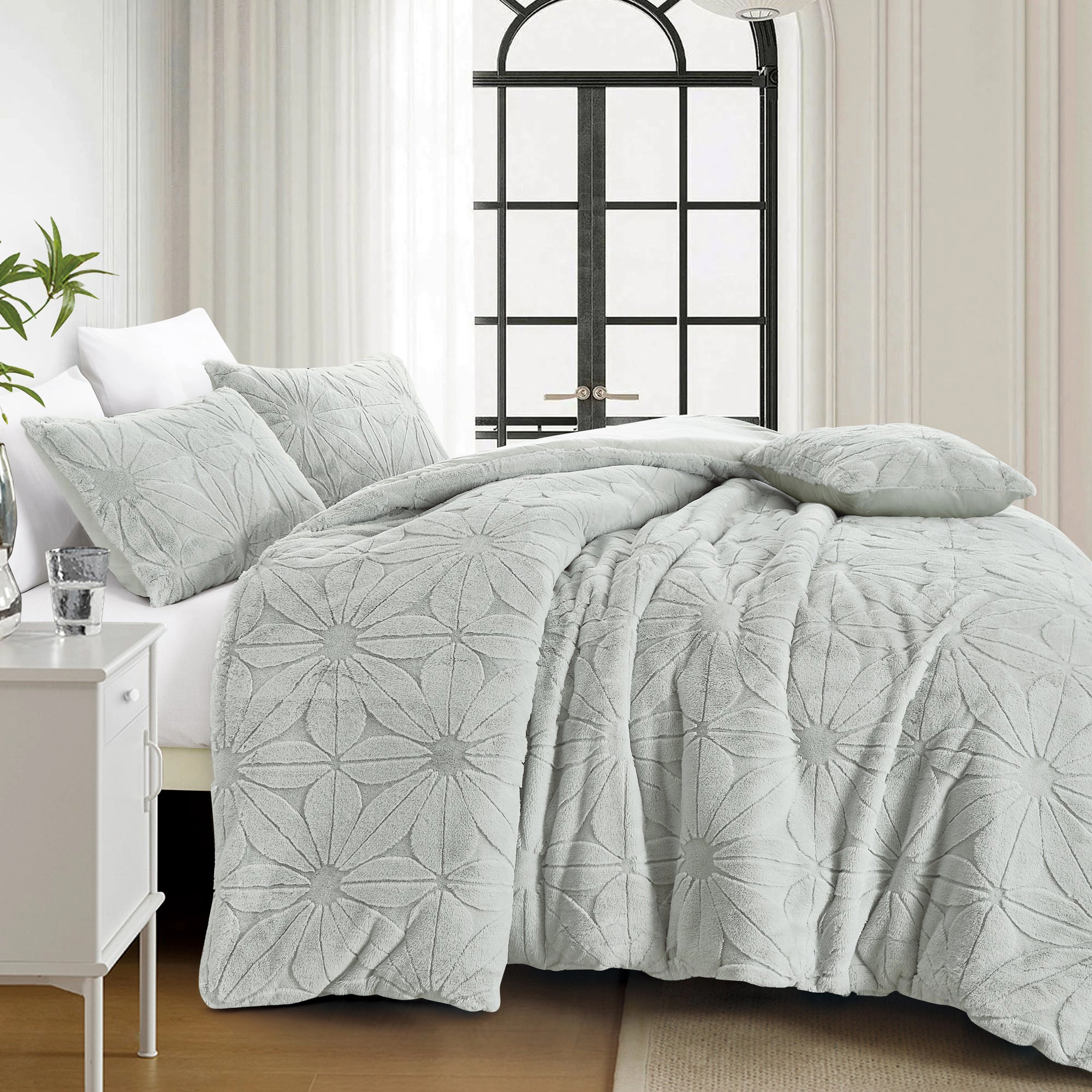 MarCielo 4 Pieces Textured Floral Faux Fur Comforter Set with Velvet Backing