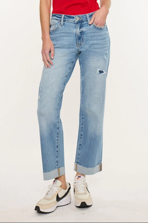 Kancan Women's Essentials Mid Rise Crop Straight Jeans Rocio
