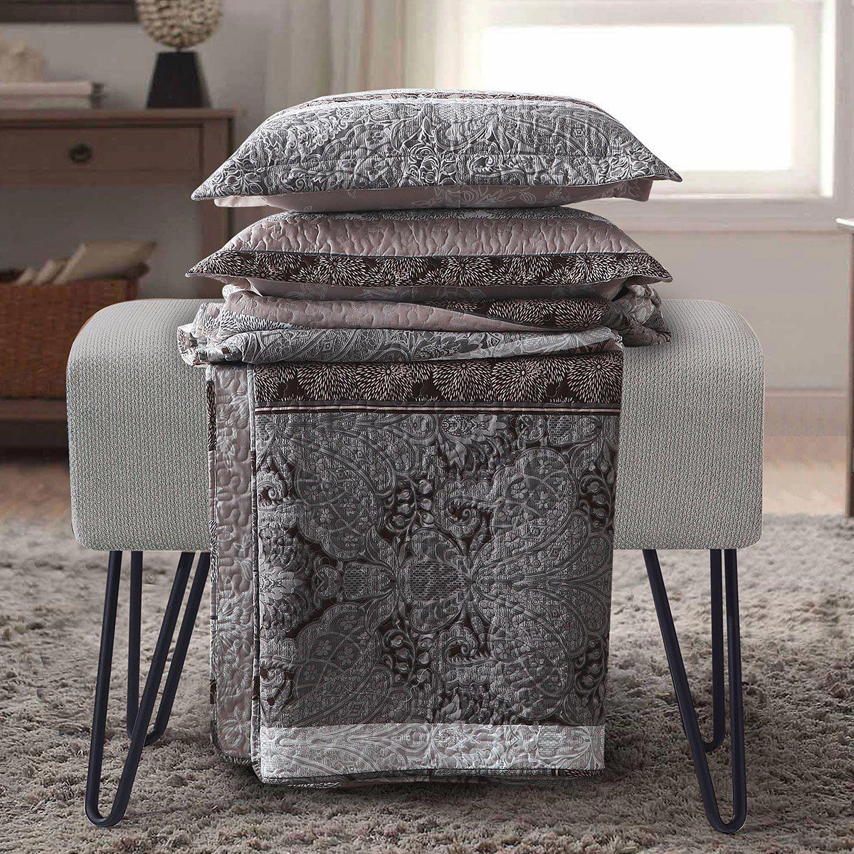 Egyptian Linens Callisto Reversible Bedspread Quilt Set