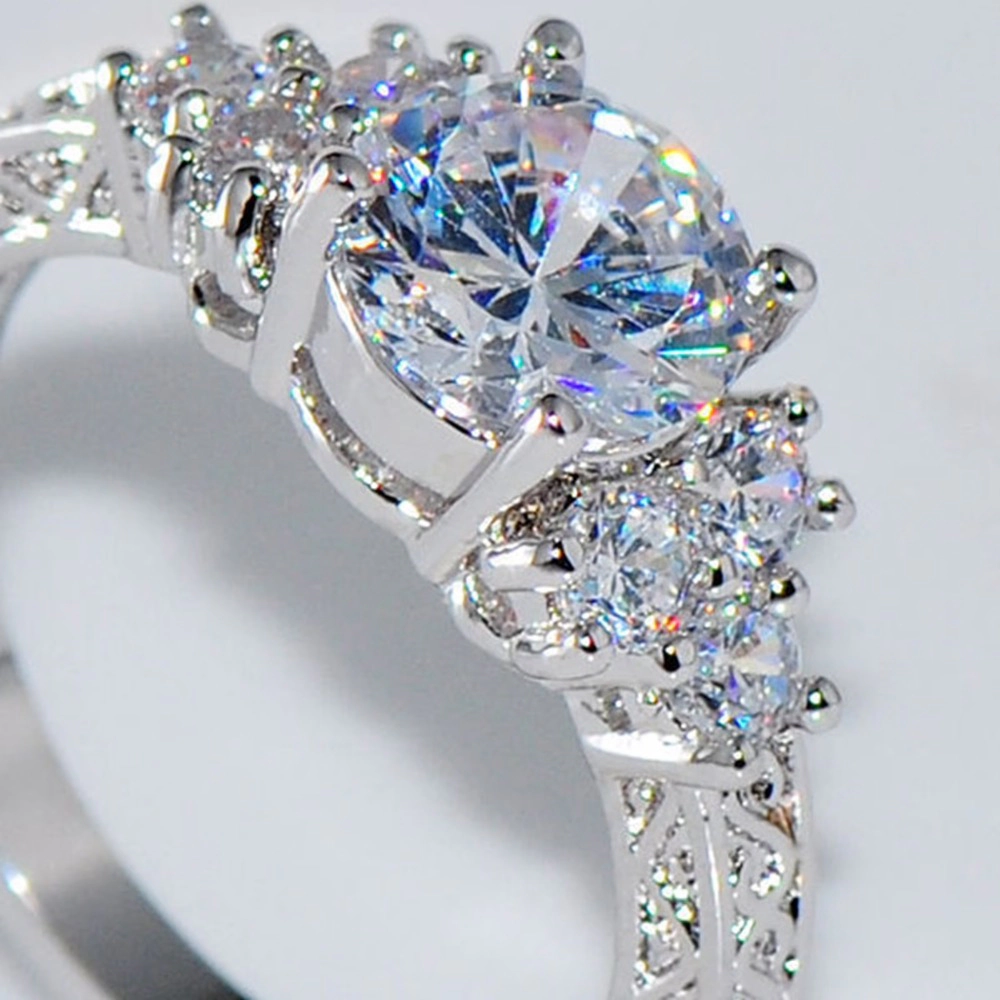 Exquisite Luxury Inlay Shiny Zirconia Engagement Ring