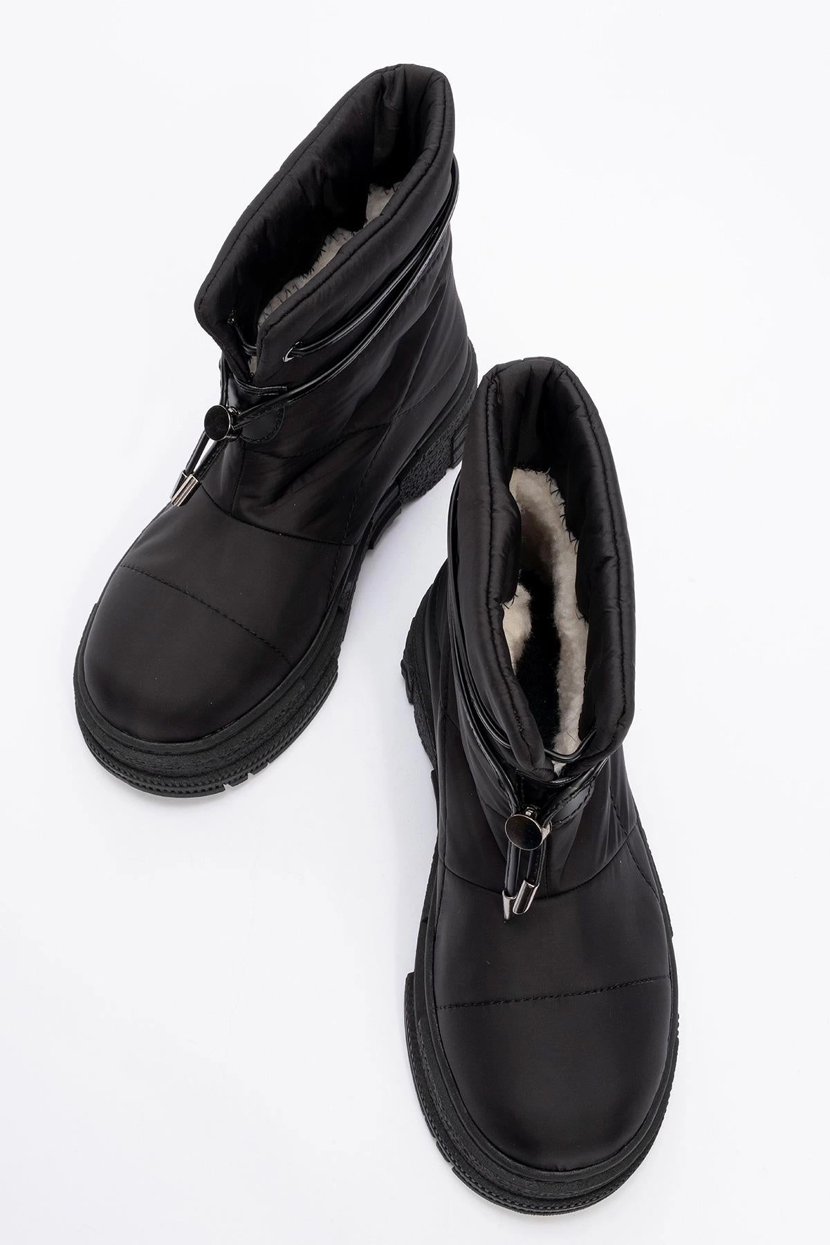 Prologue Shoes Womens Mesta Boot
