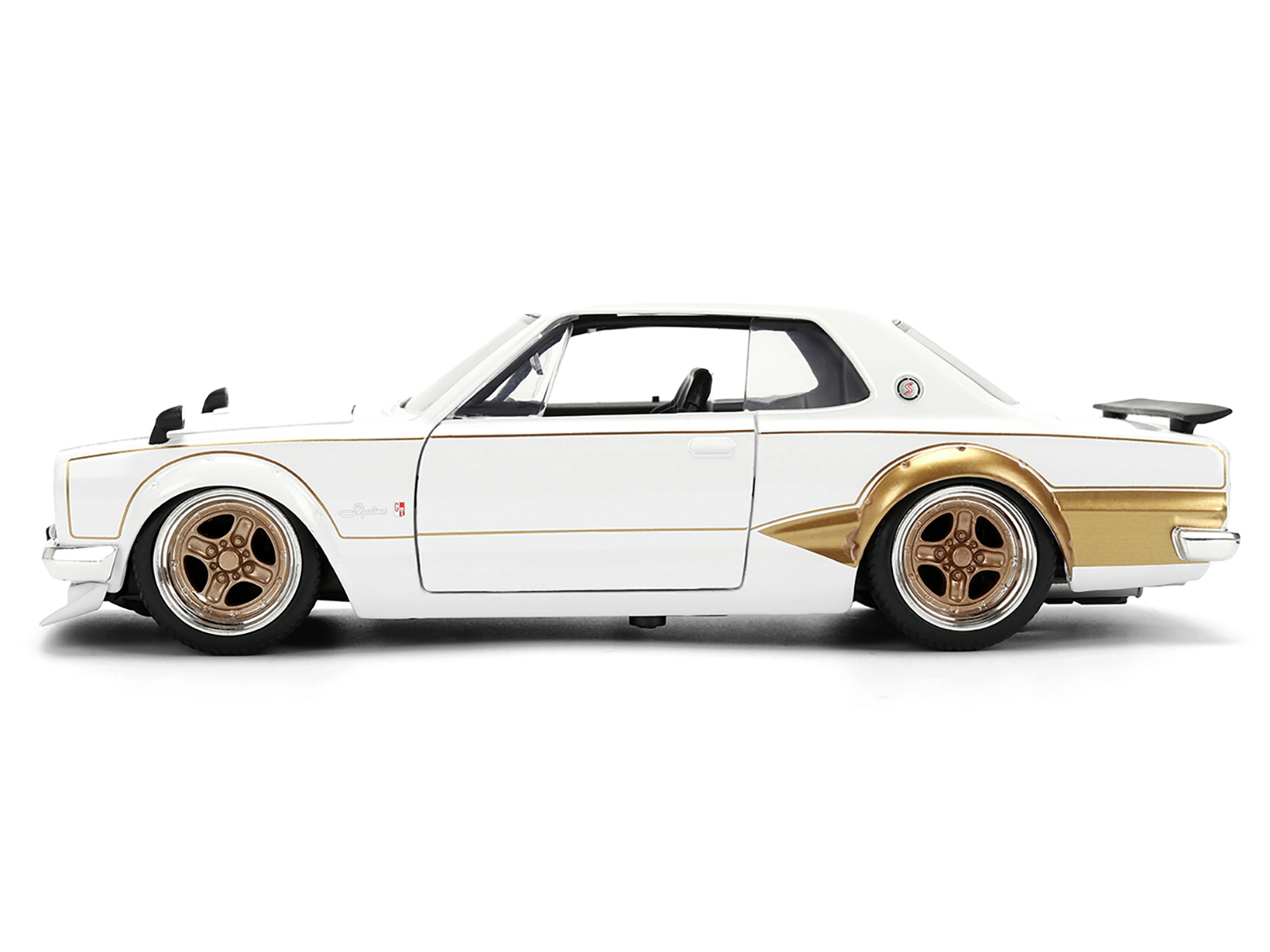 Jada 1971 Nissan Skyline 2000GT-R RHD (Right Hand Drive) White with Gold Graphics "JDM Tuners" Series 1/24
