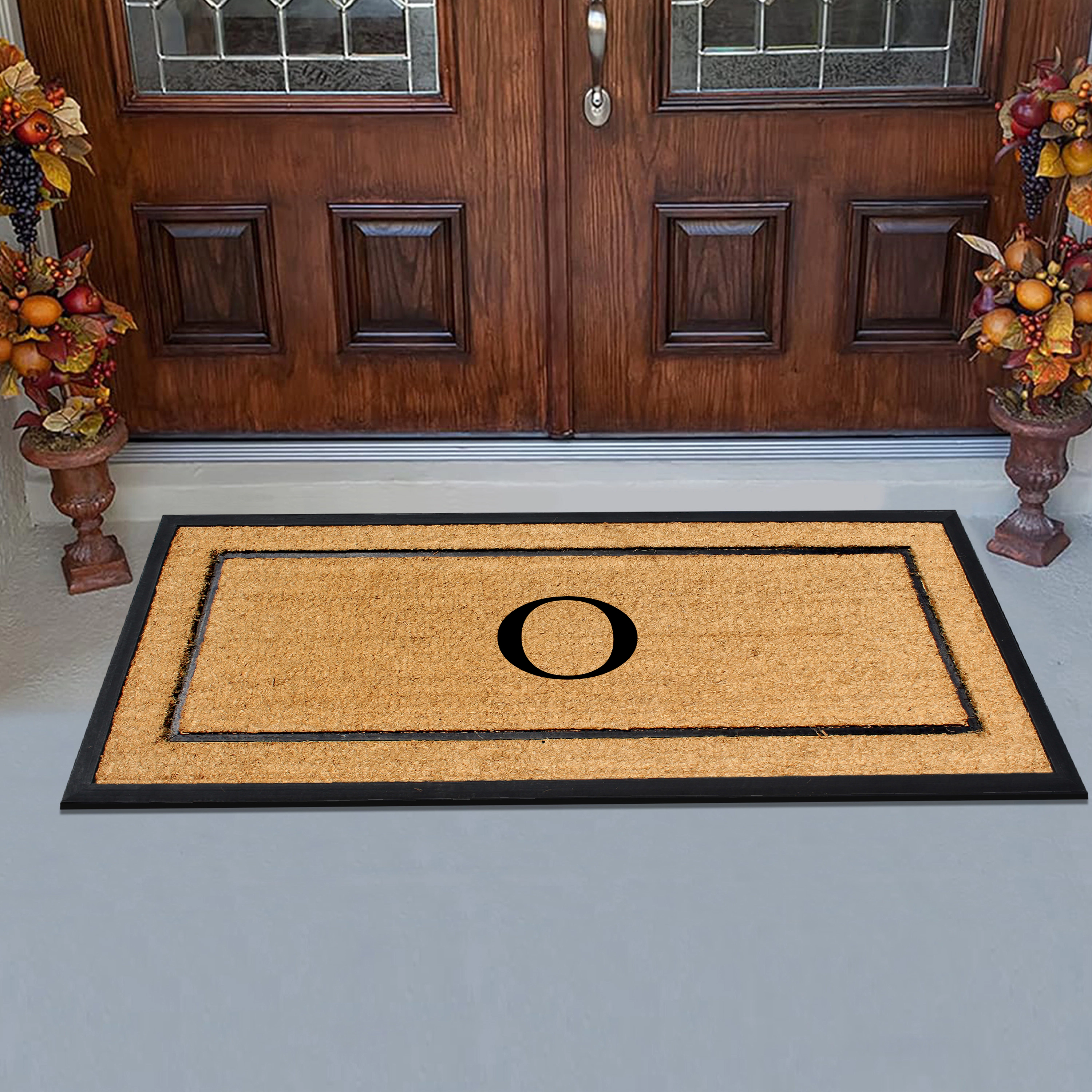 A1 Home Collections 30 in x 60 in Monogrammed Natural Coir & Rubber Heavy-Duty Front Door Mat Letter C