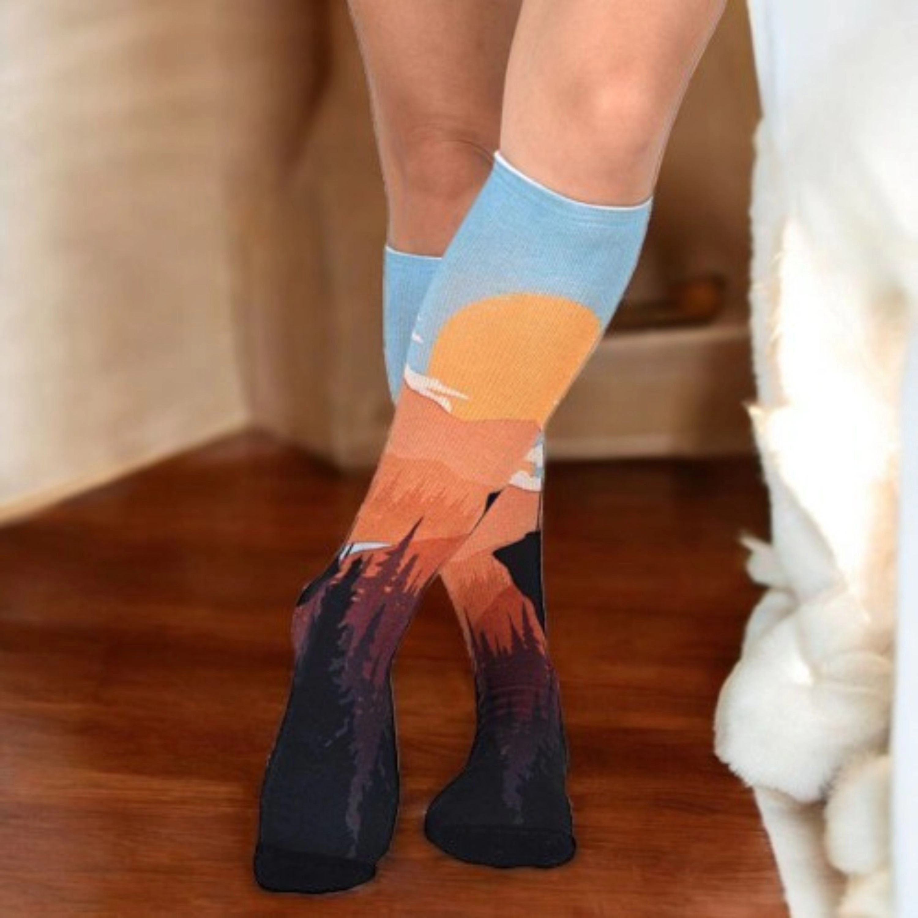 Wear Sierra CoolMax Sun Set Design Women's Knee-High 2 Pair Pack Socks