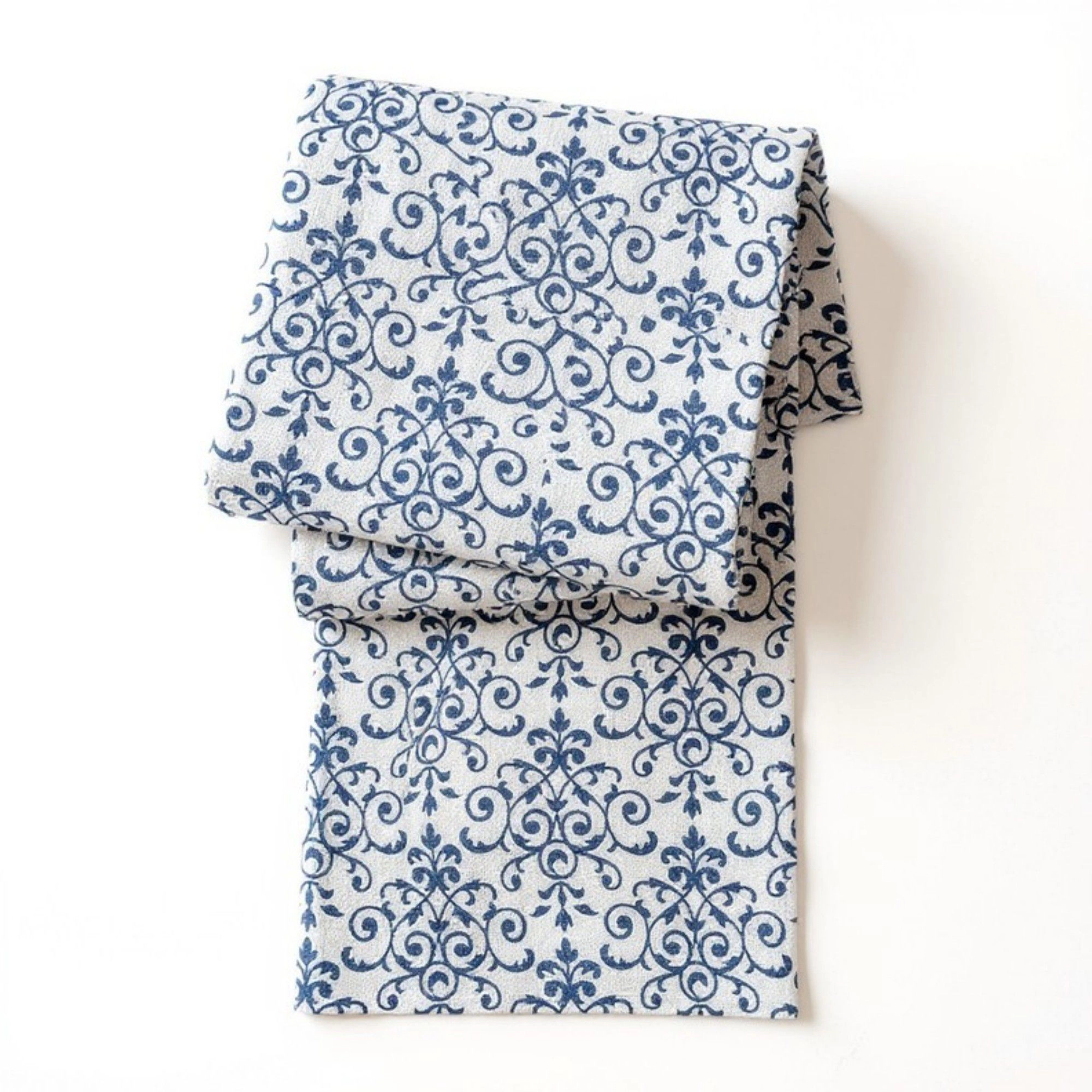 Alilang Unisex Ornate Damask Table Runner with Intricate Scroll Pattern 12x55in