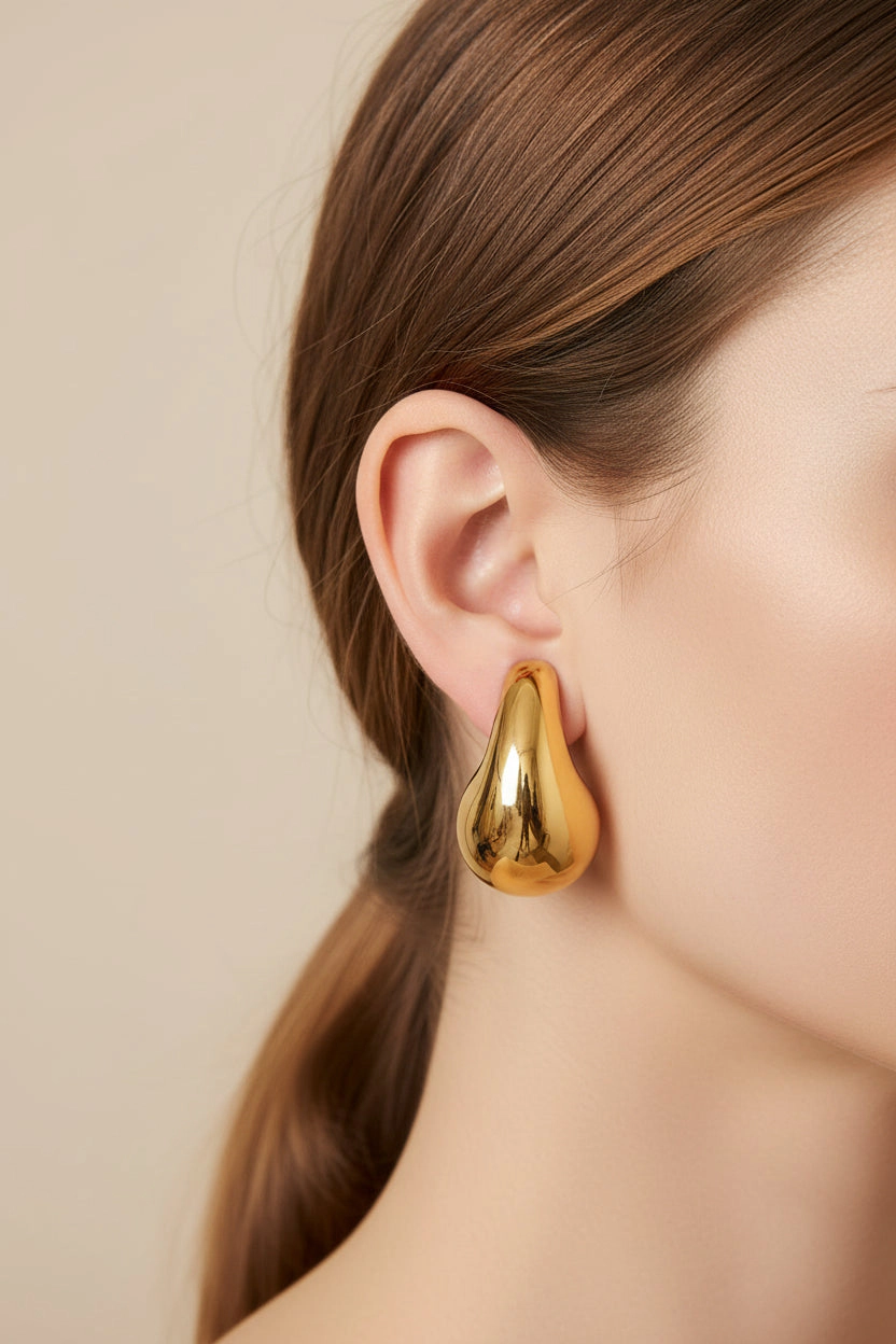 DressAtR Women's Water Droplet Gold Tone Stud Earrings