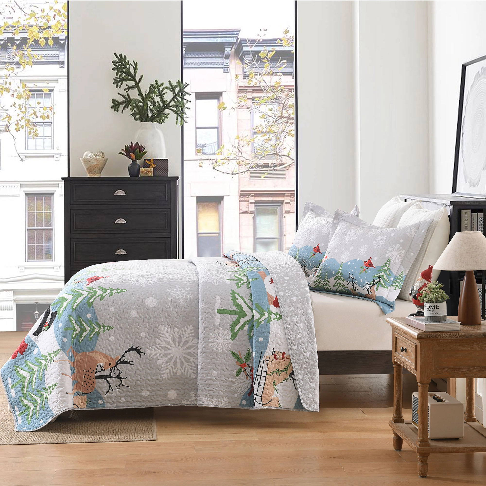 MarCielo 3 Pieces Reversible Winter Wonderland Christmas Quilt Bedspread Set